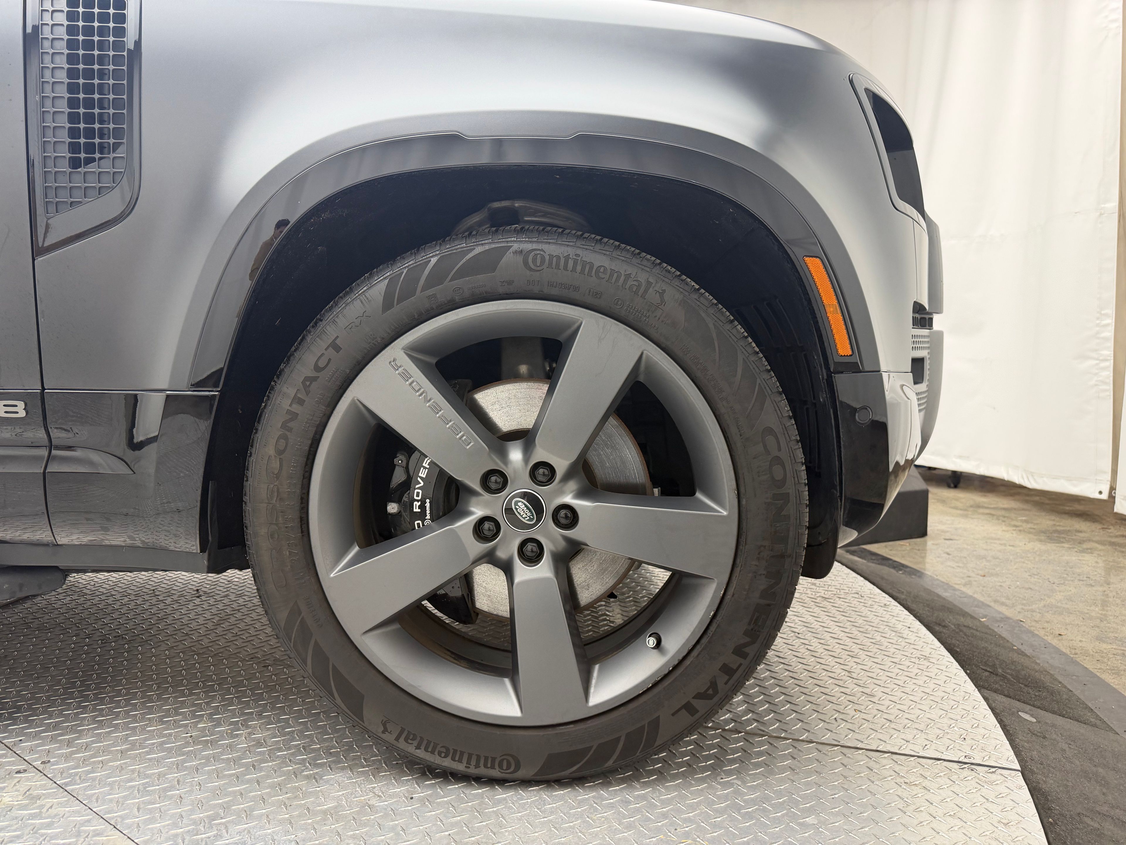 Thumbnail: 2023 Land Rover Defender - 14