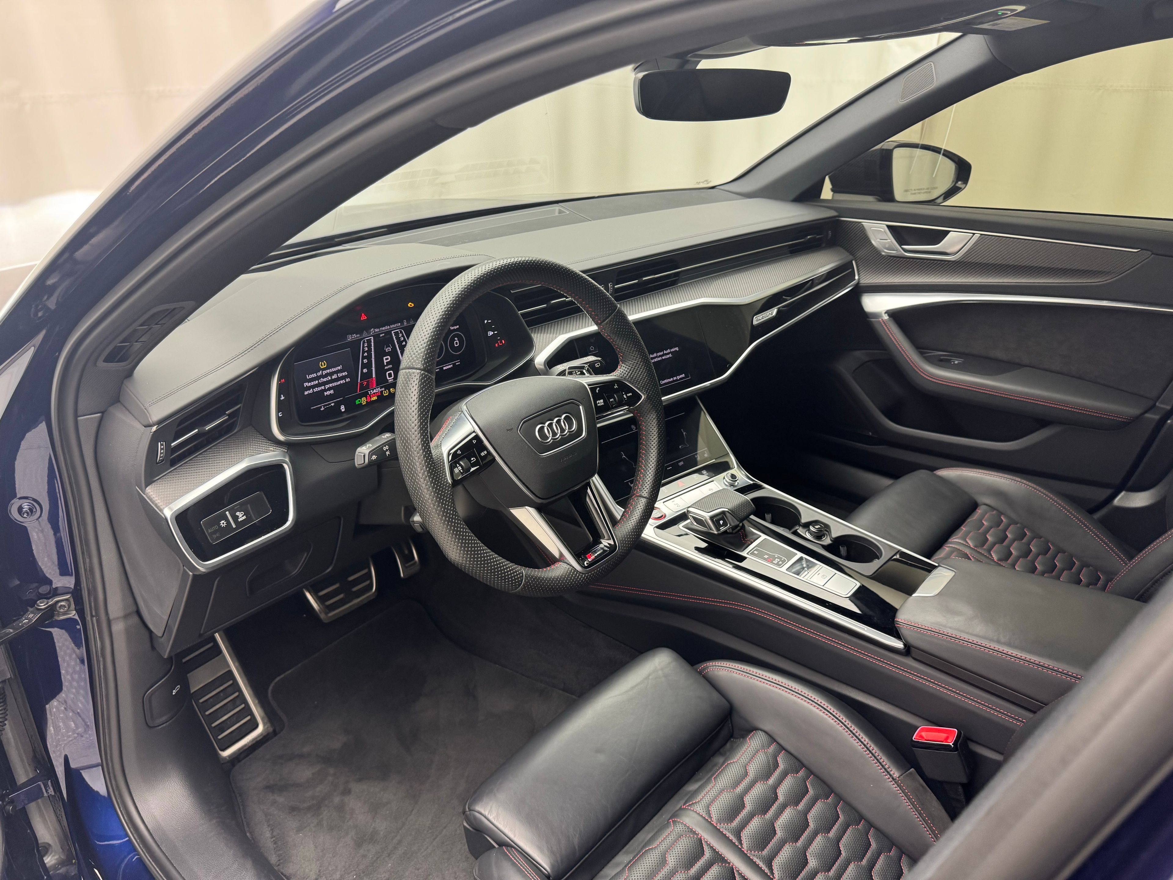 Thumbnail: 2021 Audi RS 6 - 4