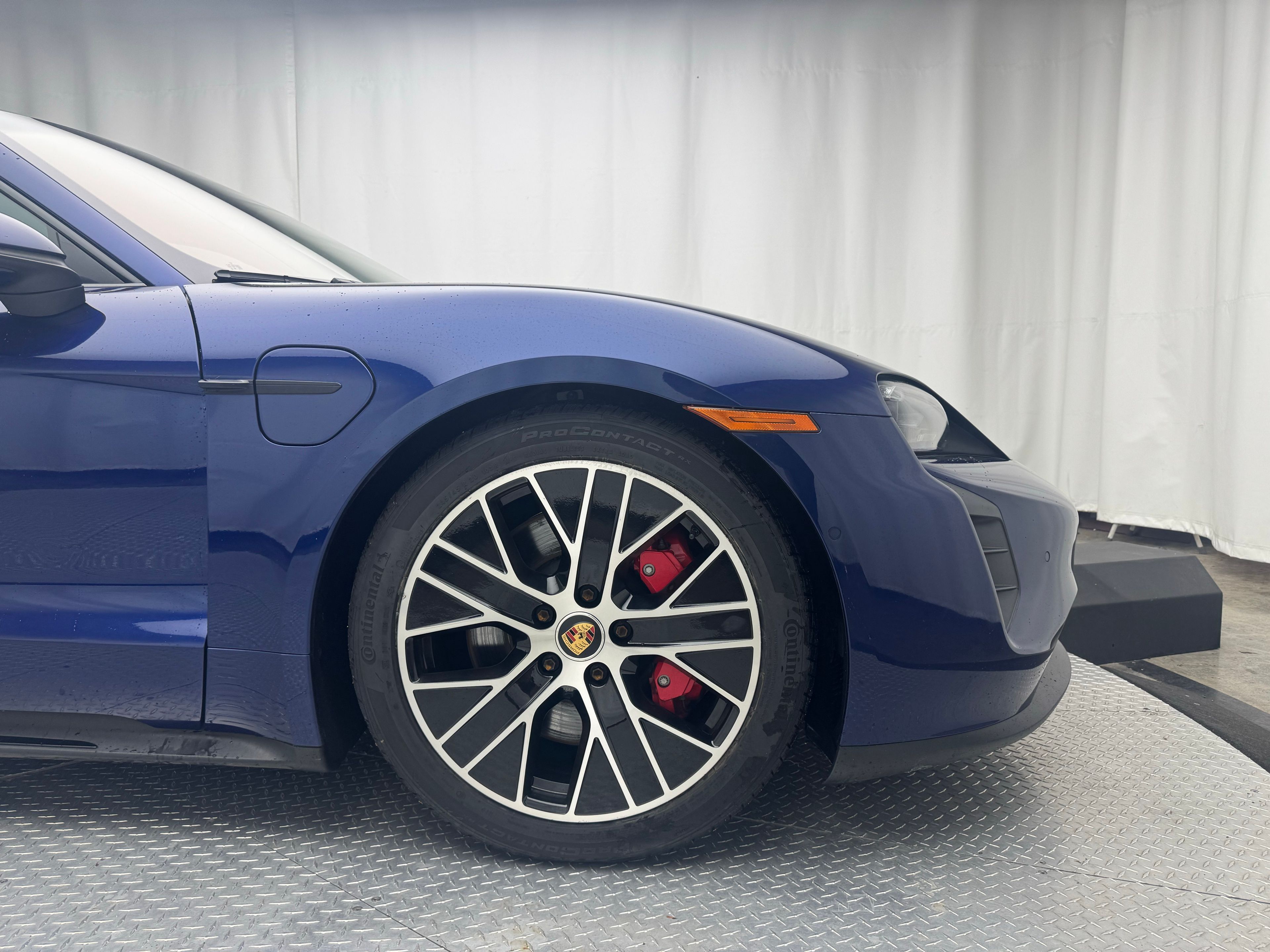 Thumbnail: 2023 Porsche Taycan - 15