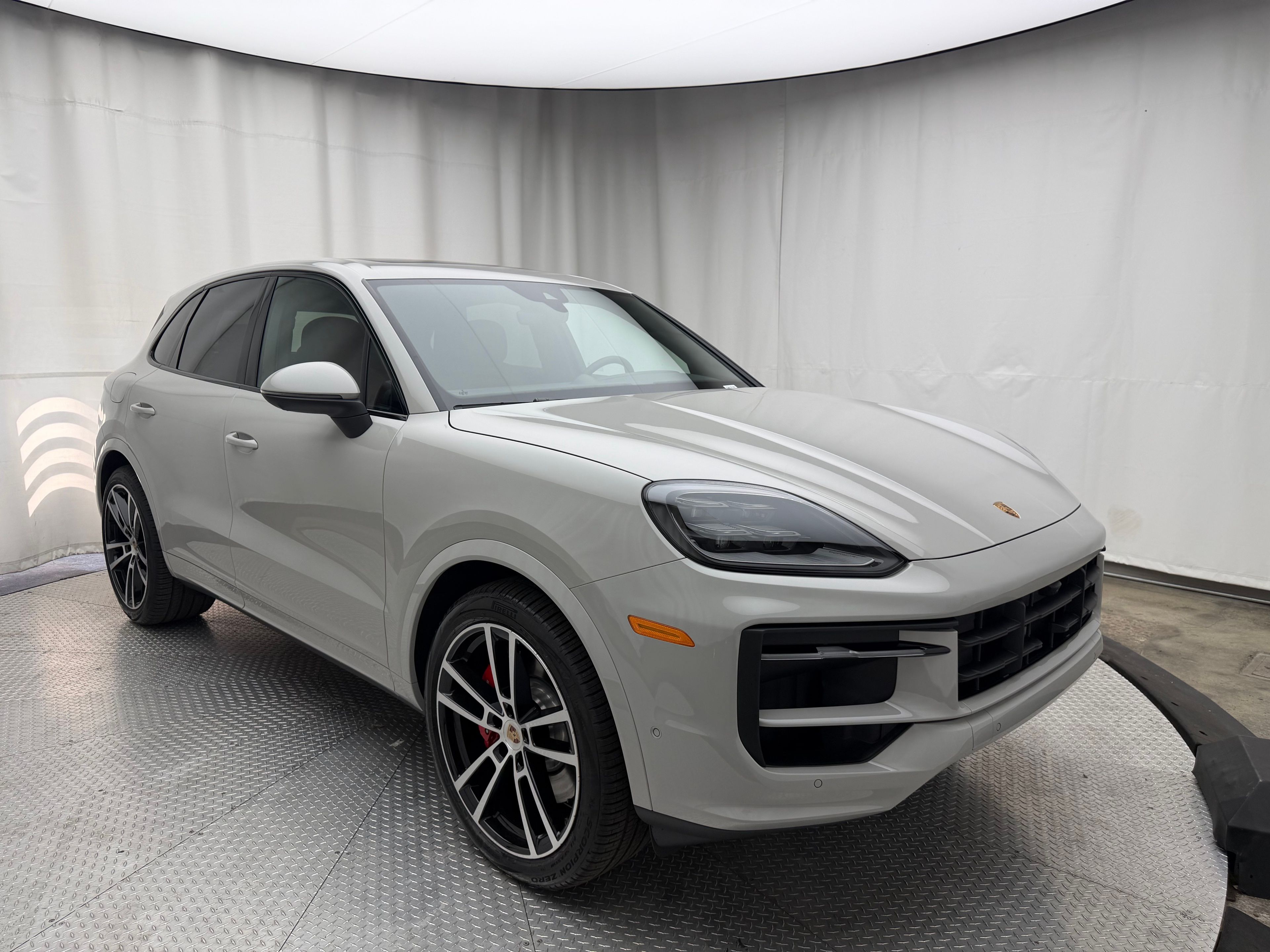 Thumbnail: 2026 Porsche Cayenne - 11