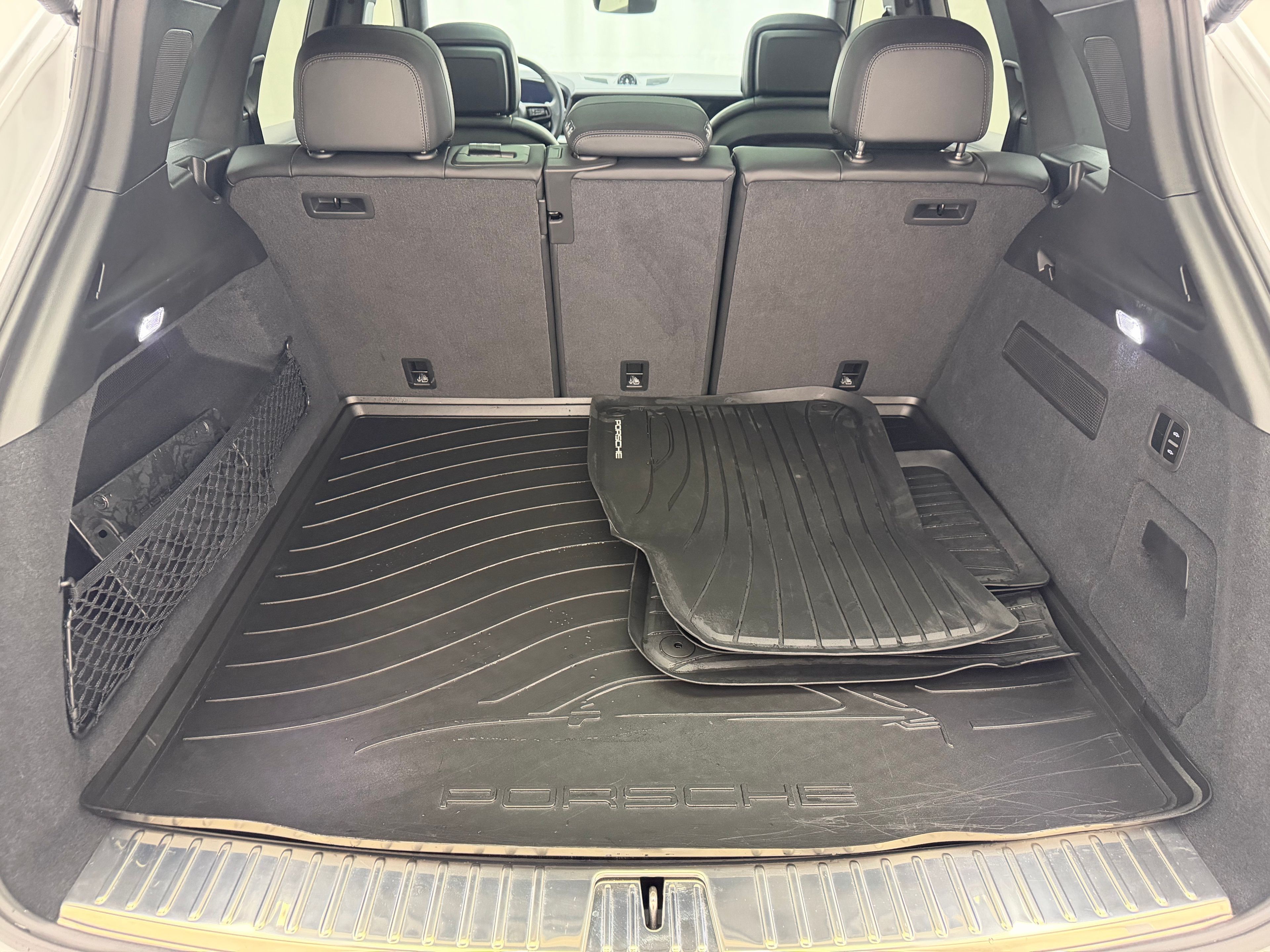 Thumbnail: 2025 Porsche Cayenne - 22