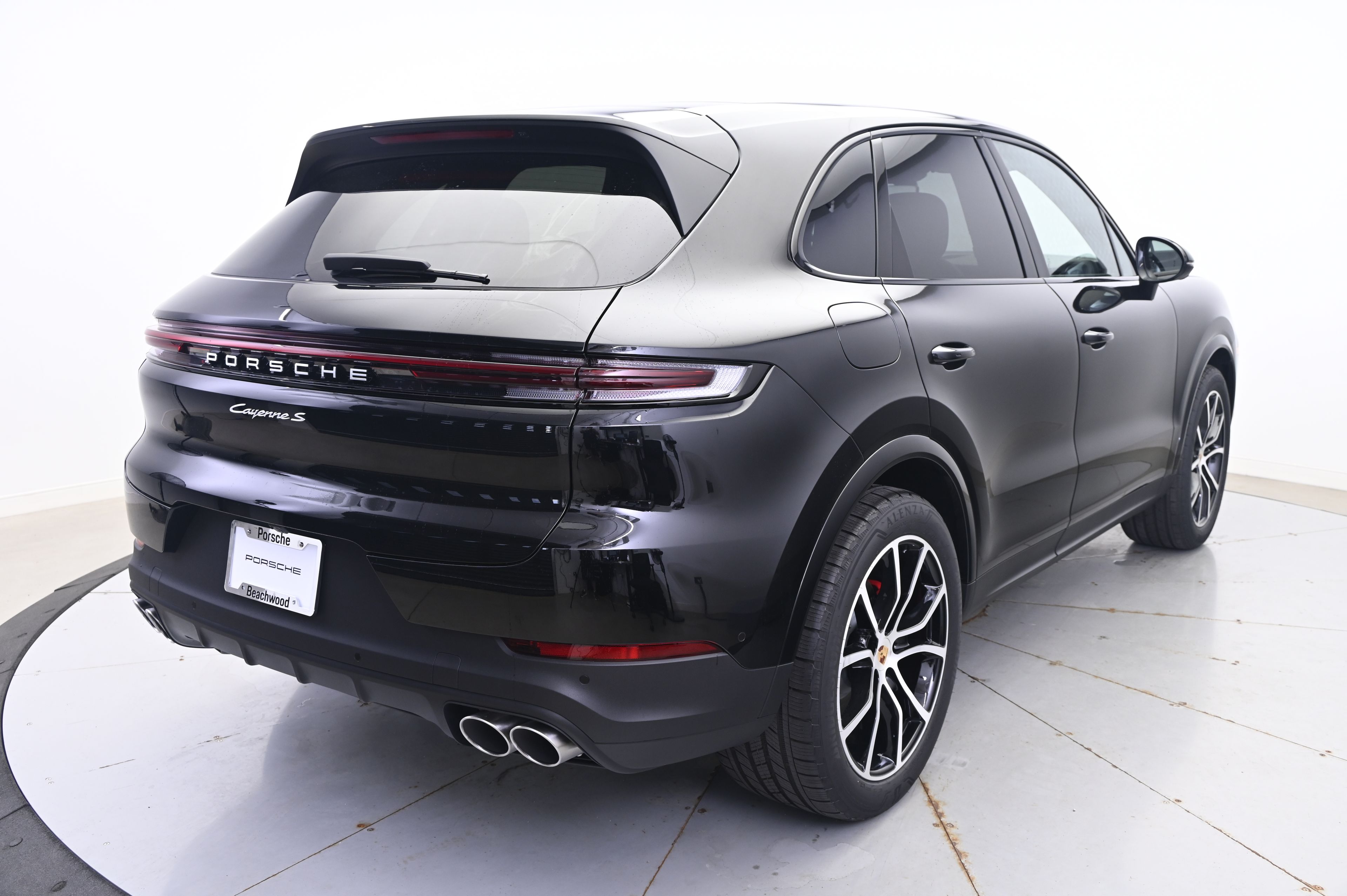 Thumbnail: 2025 Porsche Cayenne - 7