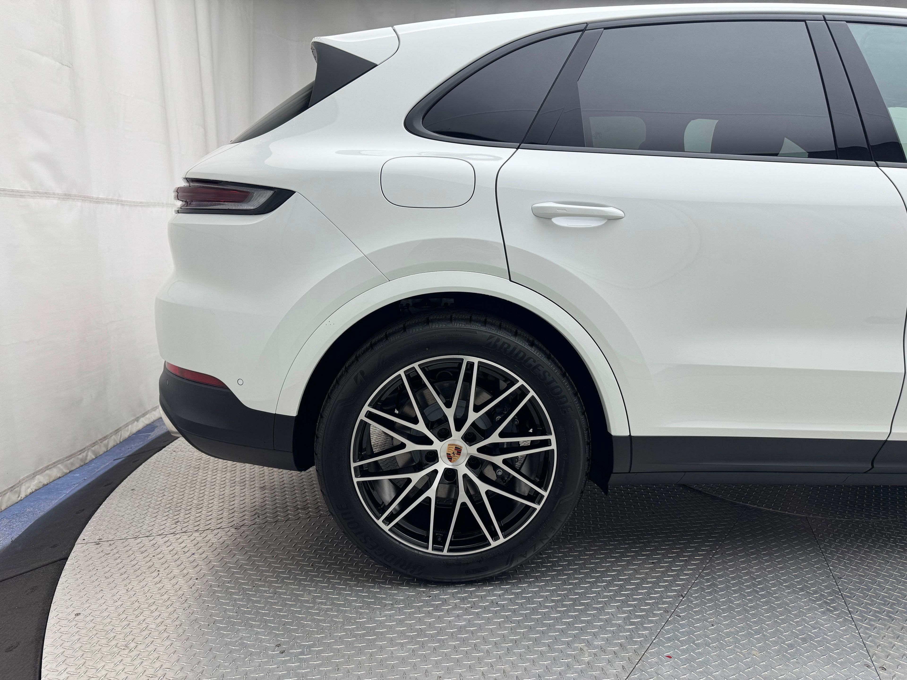Thumbnail: 2026 Porsche Cayenne - 14