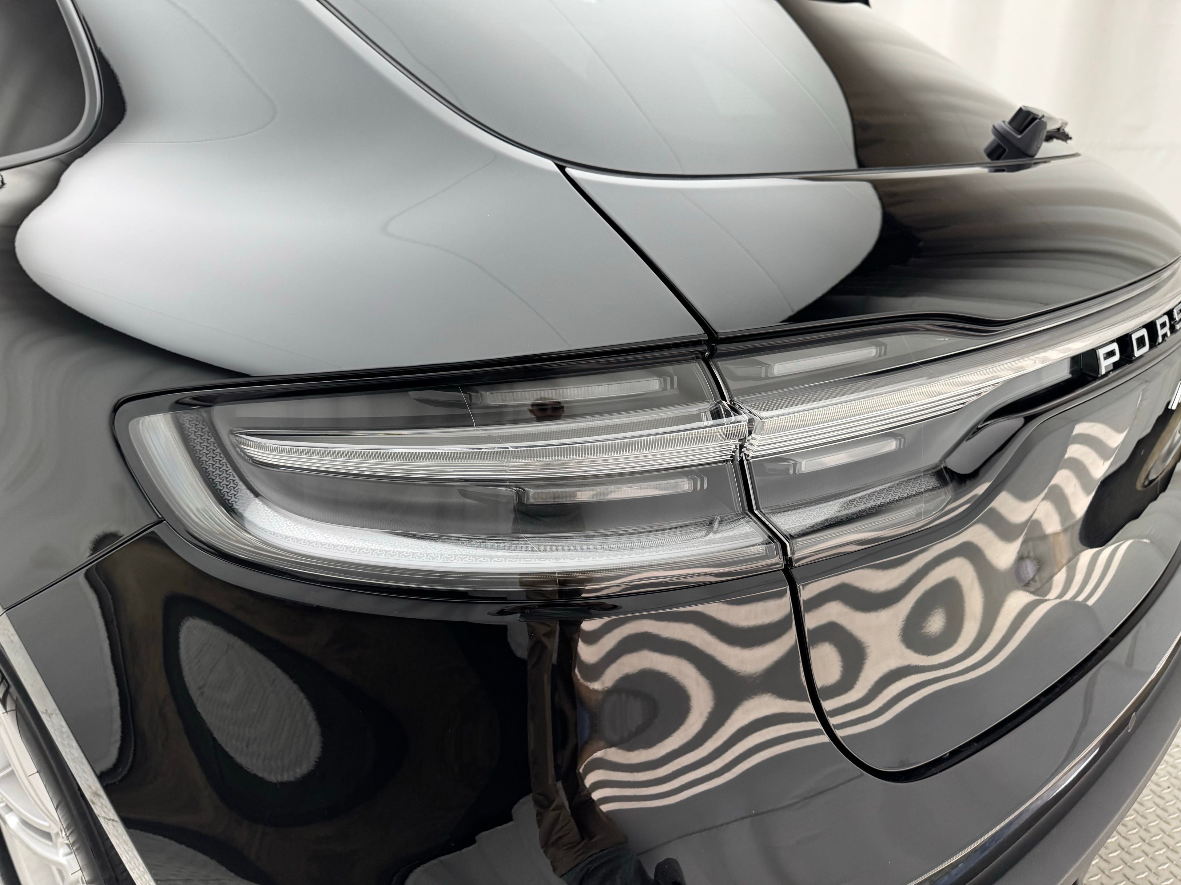 Thumbnail: 2026 Porsche Macan - 11