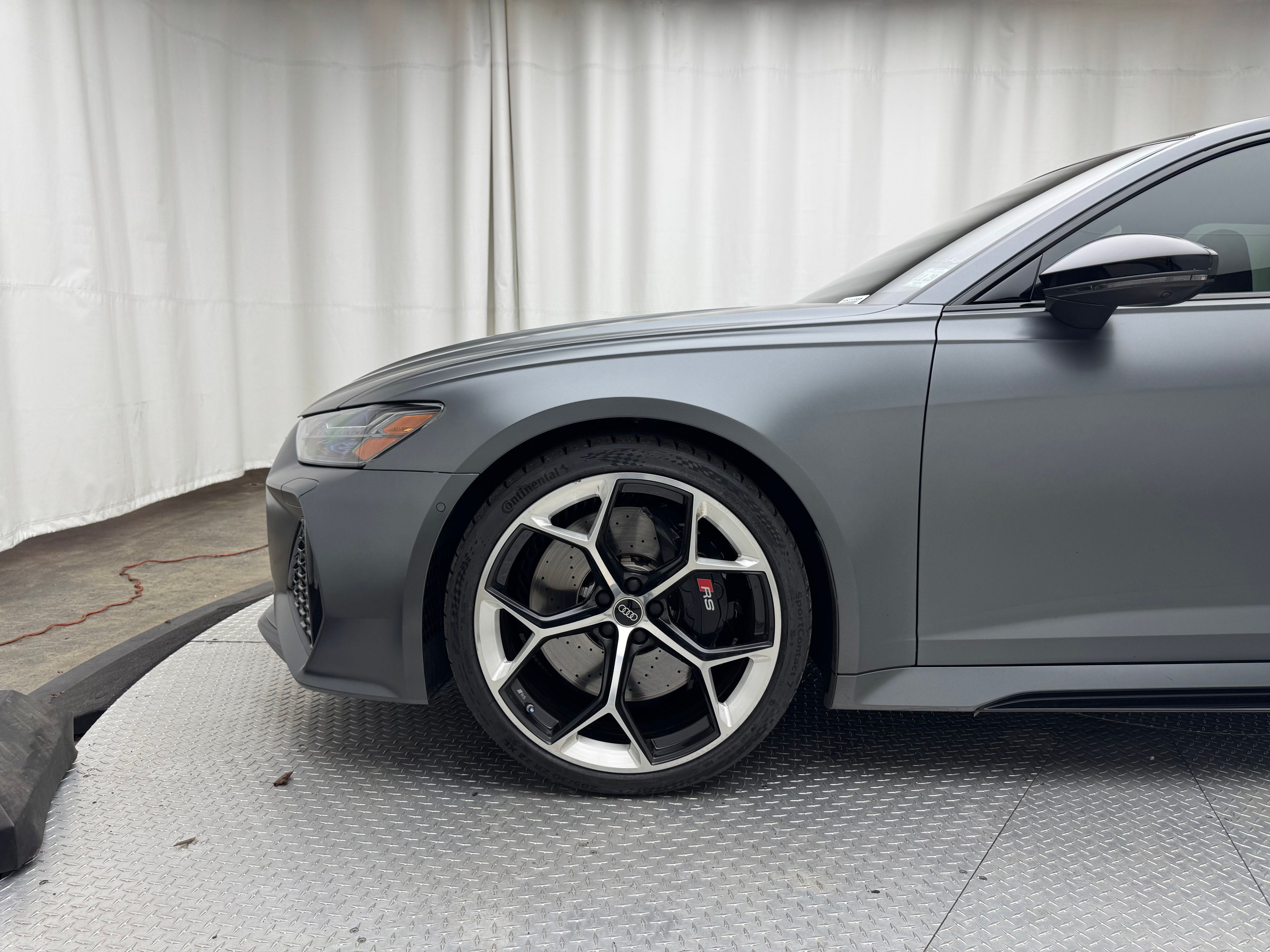 Thumbnail: 2024 Audi RS 6 - 7