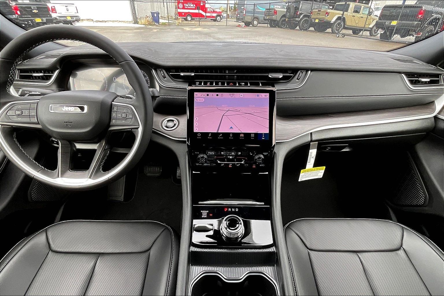 View vehicle photo 6