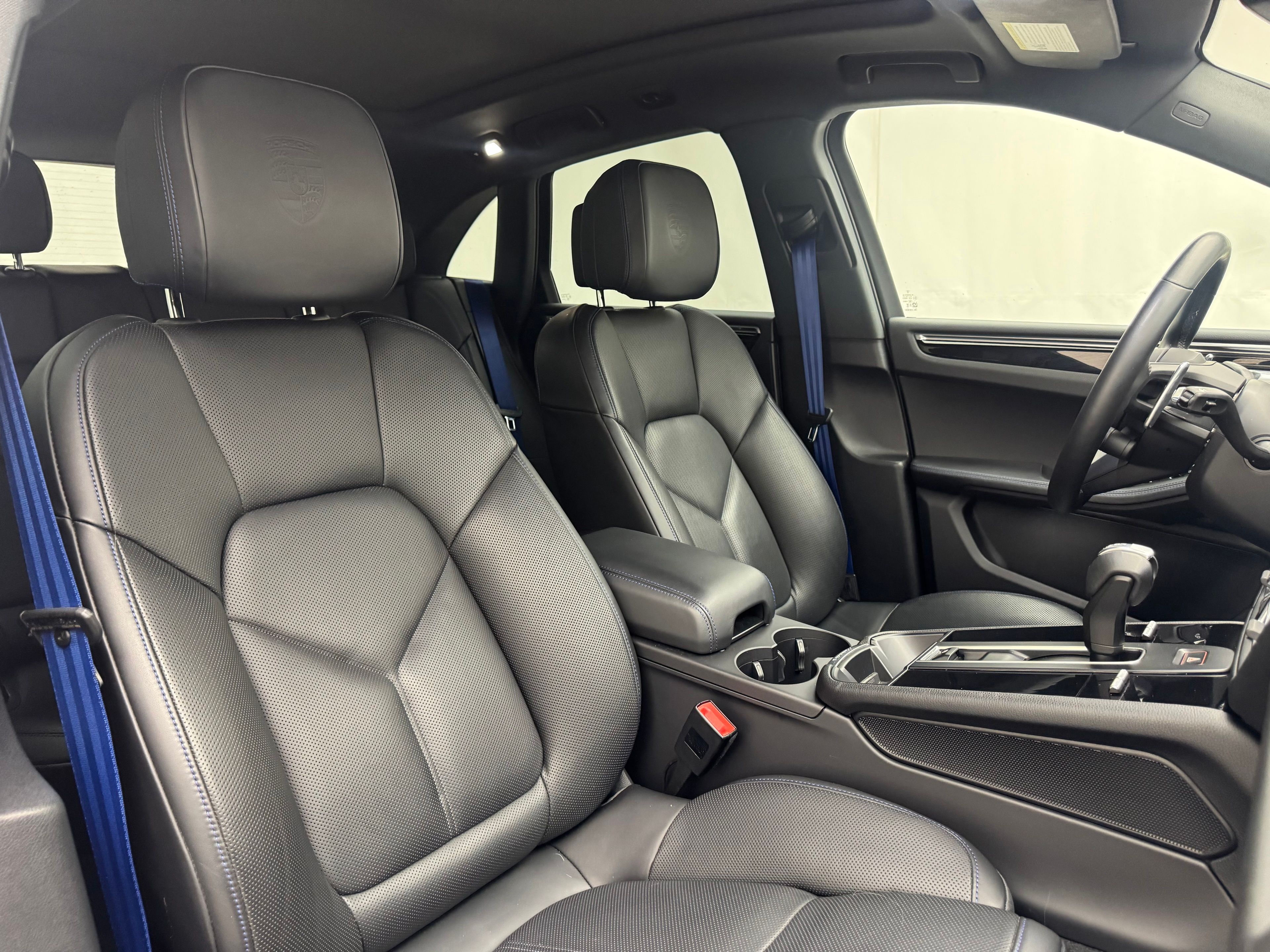 Thumbnail: 2024 Porsche Macan - 23