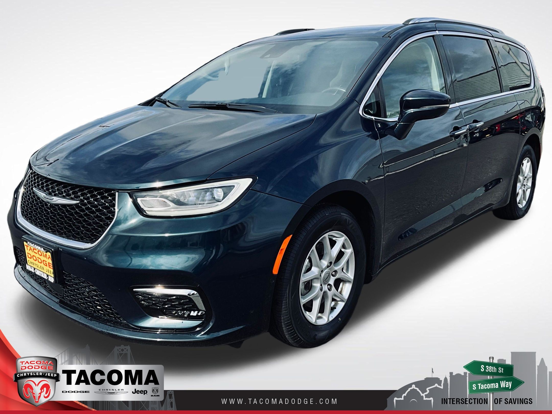 Fathom Blue Pearlcoat 2021 Chrysler Pacifica Minivan Front-Wheel Drive 9-Speed Automatic