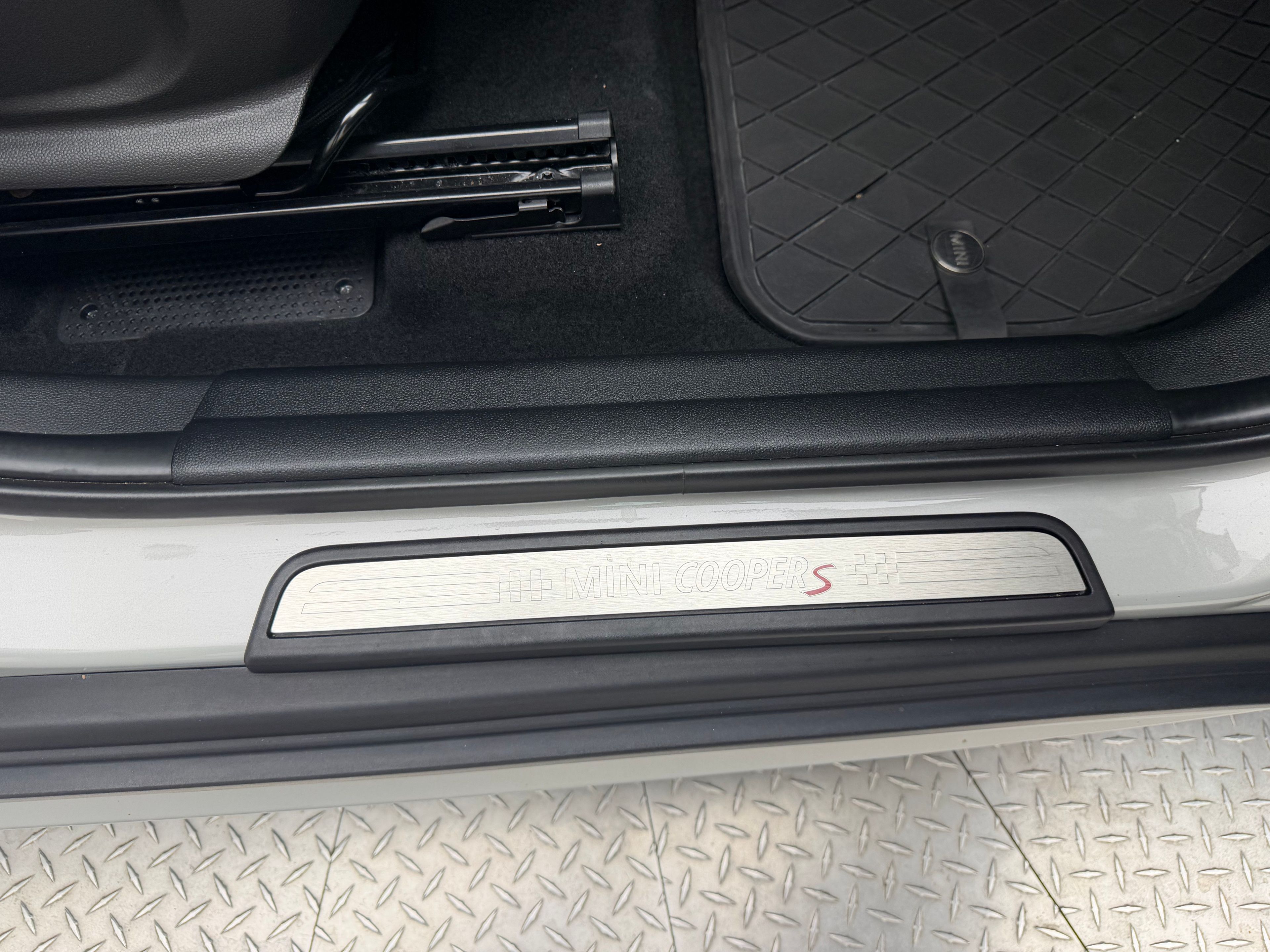 Thumbnail: 2022 MINI Cooper Countryman - 19