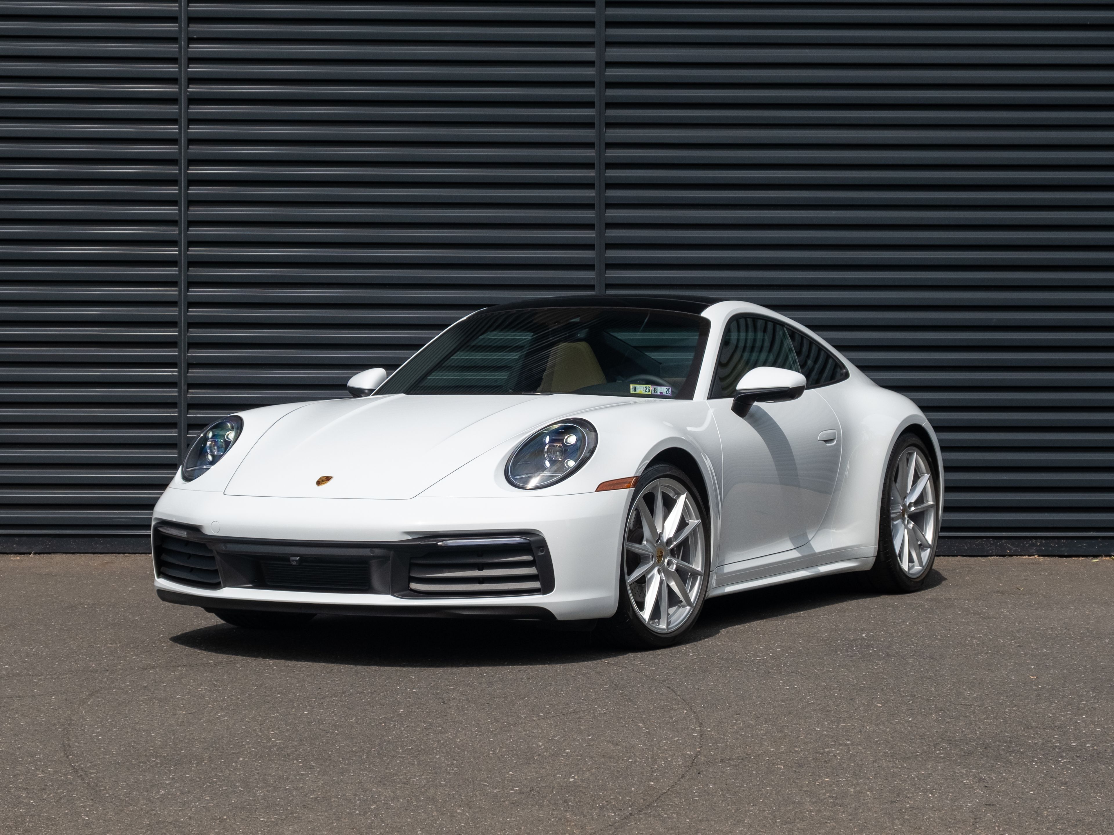 Carrara White 2022 Porsche 911 Carrera Coupe RWD Coupe Rear-Wheel Drive 8-Speed Automatic