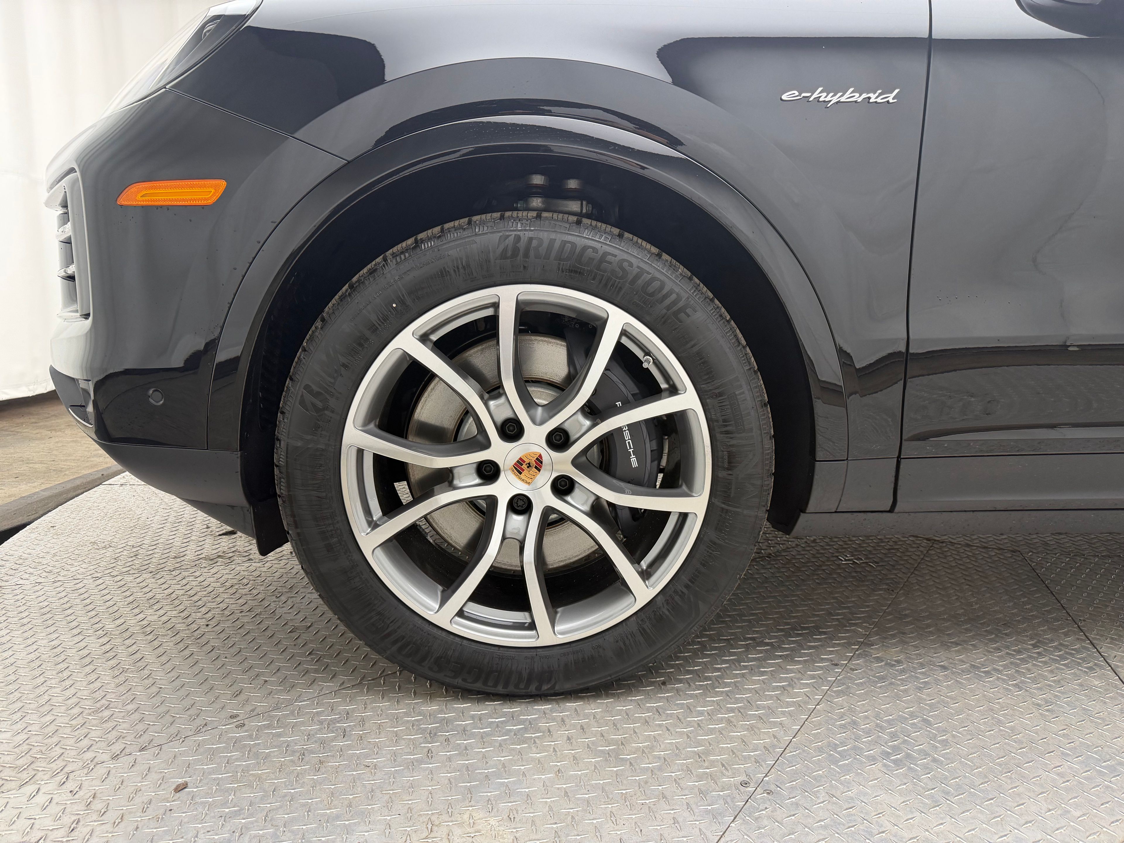 Thumbnail: 2026 Porsche Cayenne - 8