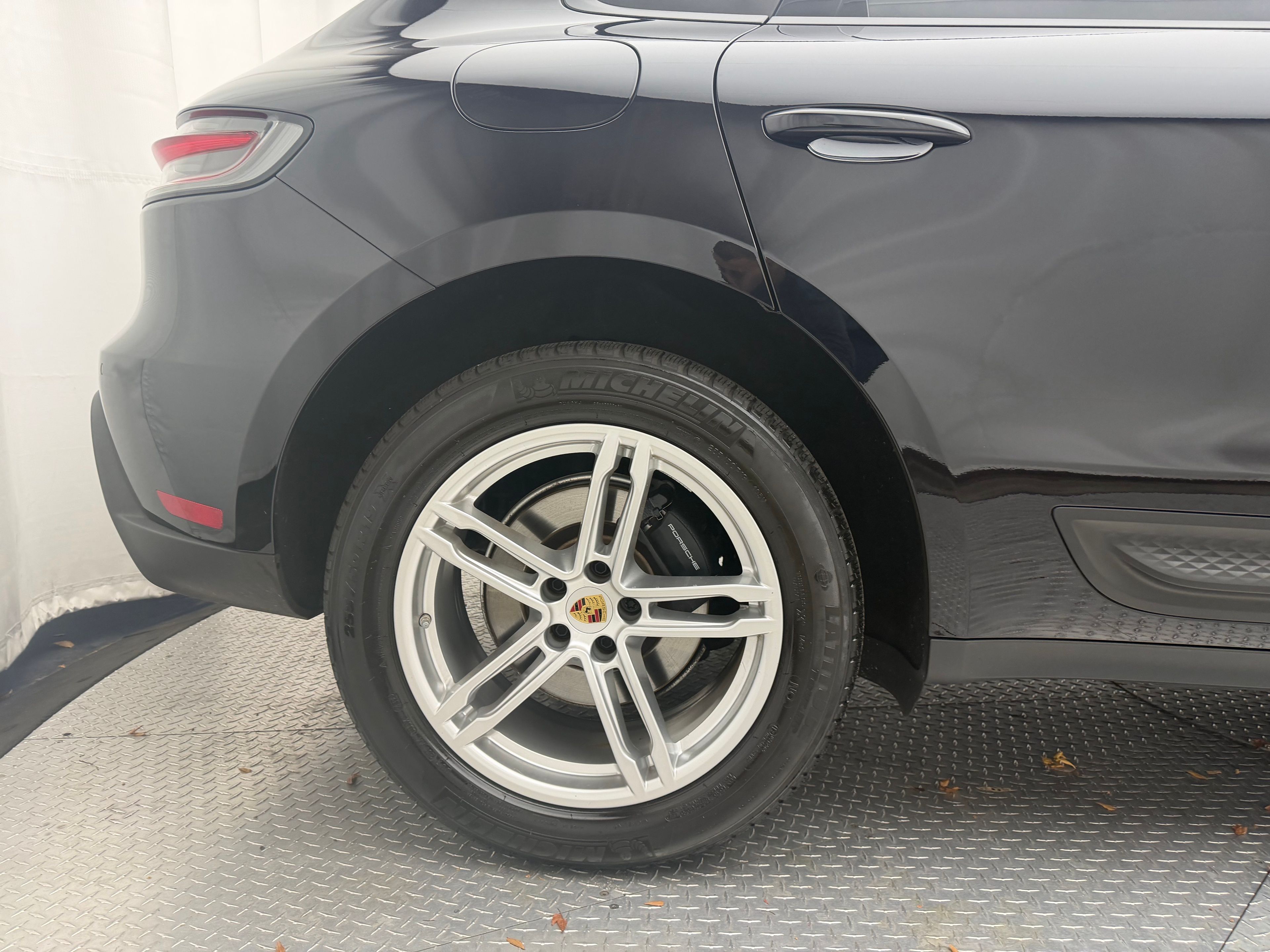 Thumbnail: 2023 Porsche Macan - 12