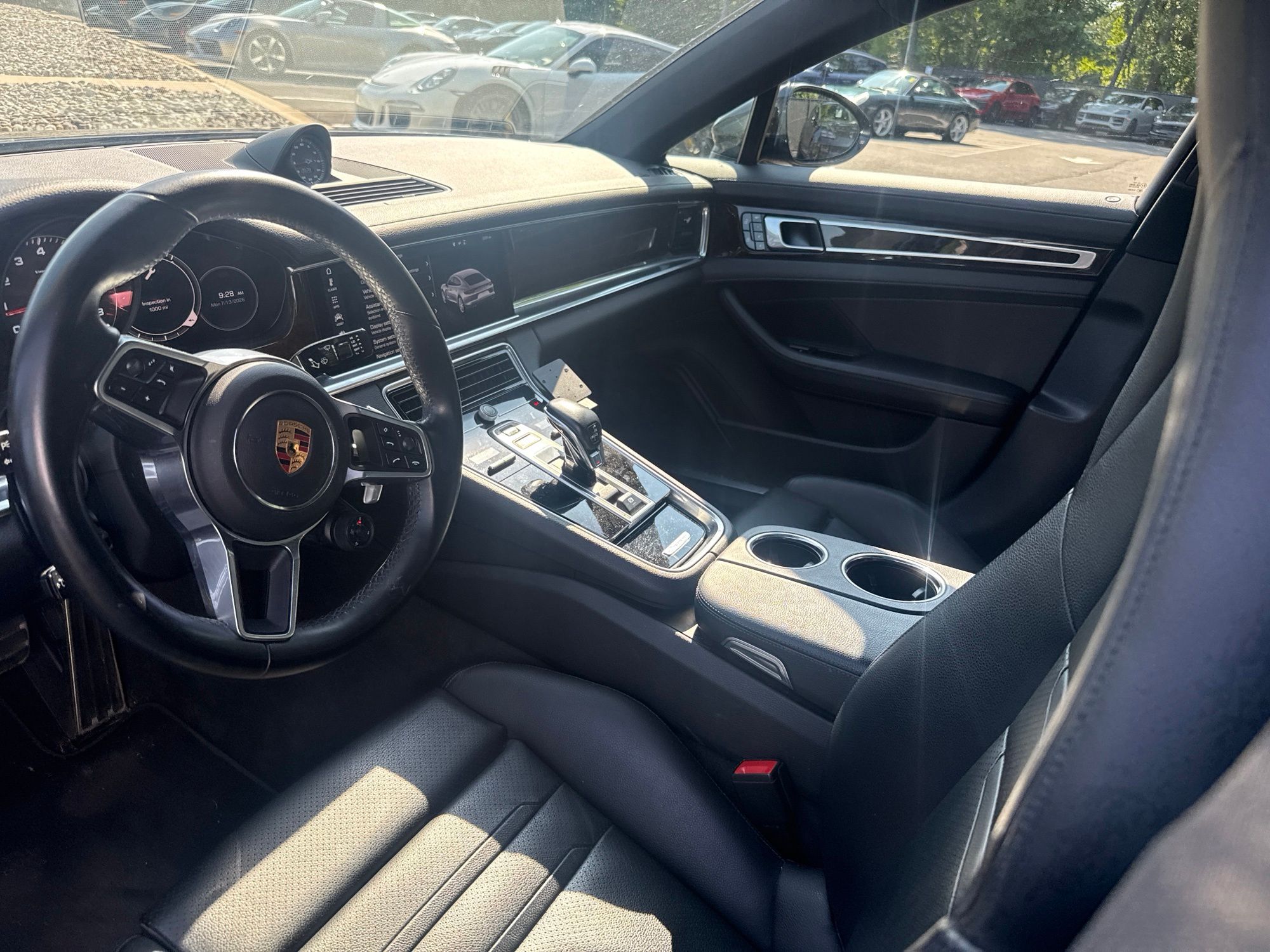 Thumbnail: 2020 Porsche Panamera - 6