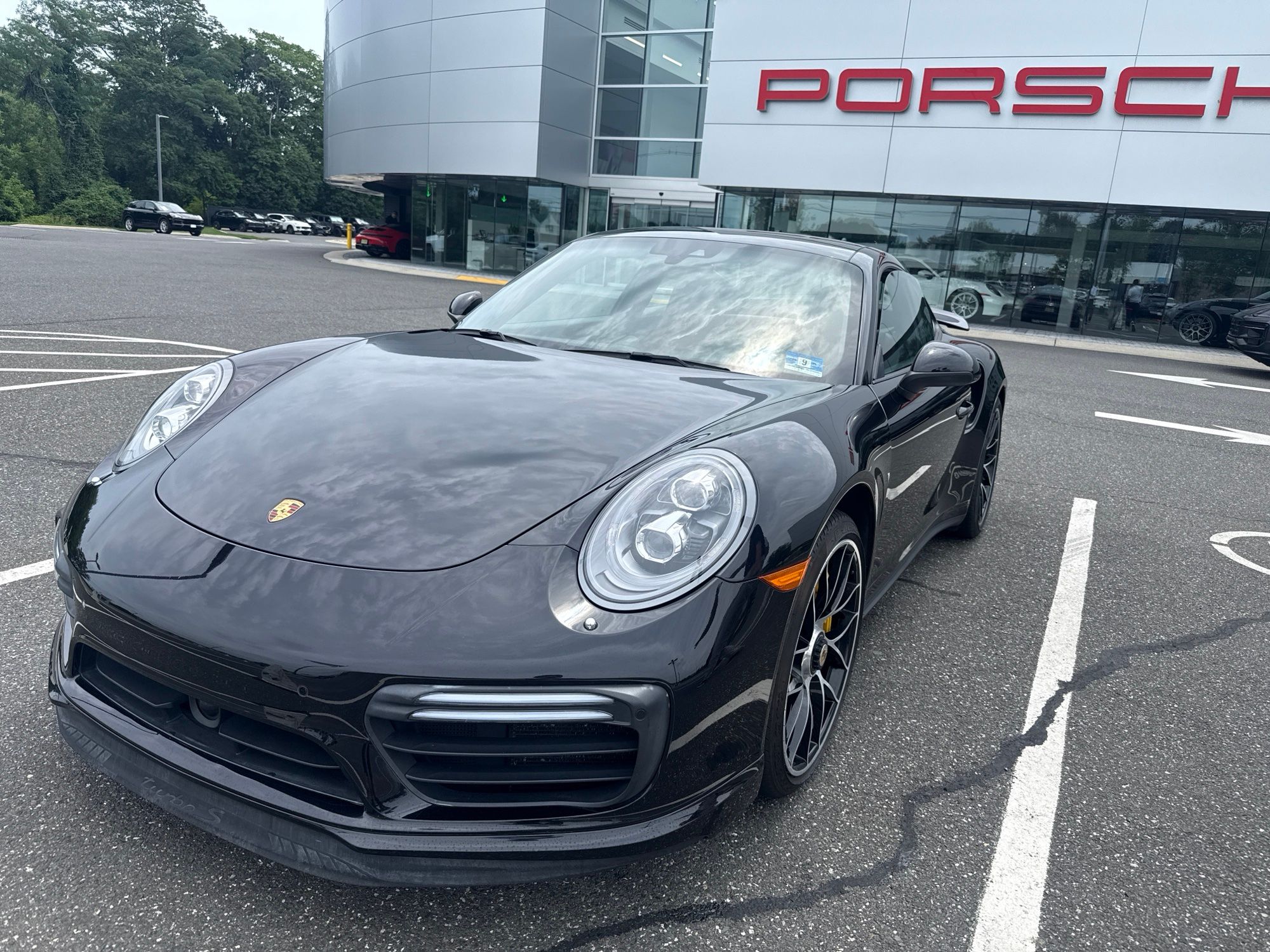Jet Black Metallic 2018 Porsche 911 Coupe All-Wheel Drive 7-Speed Automatic