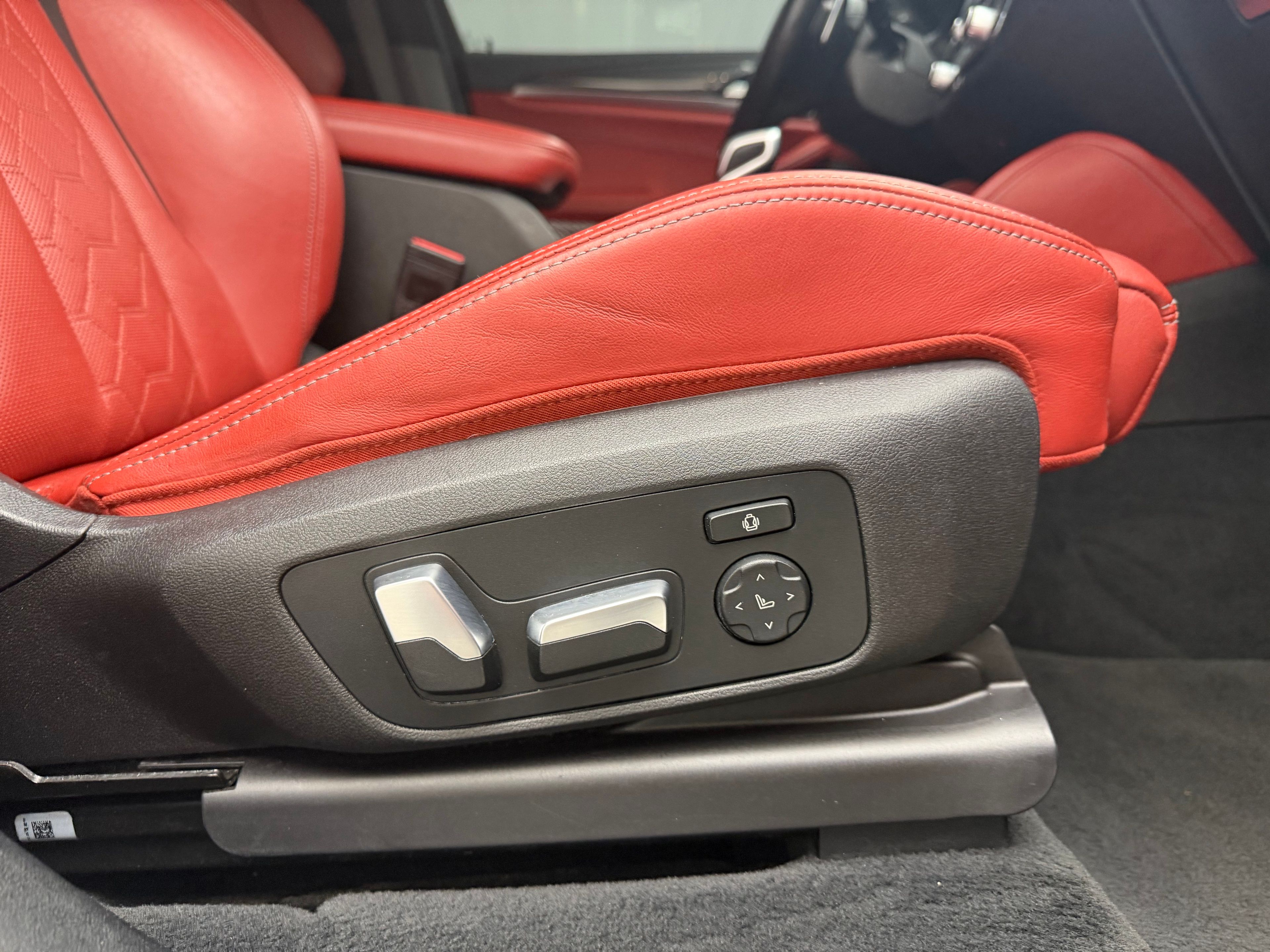 Thumbnail: 2020 BMW X3 - 25