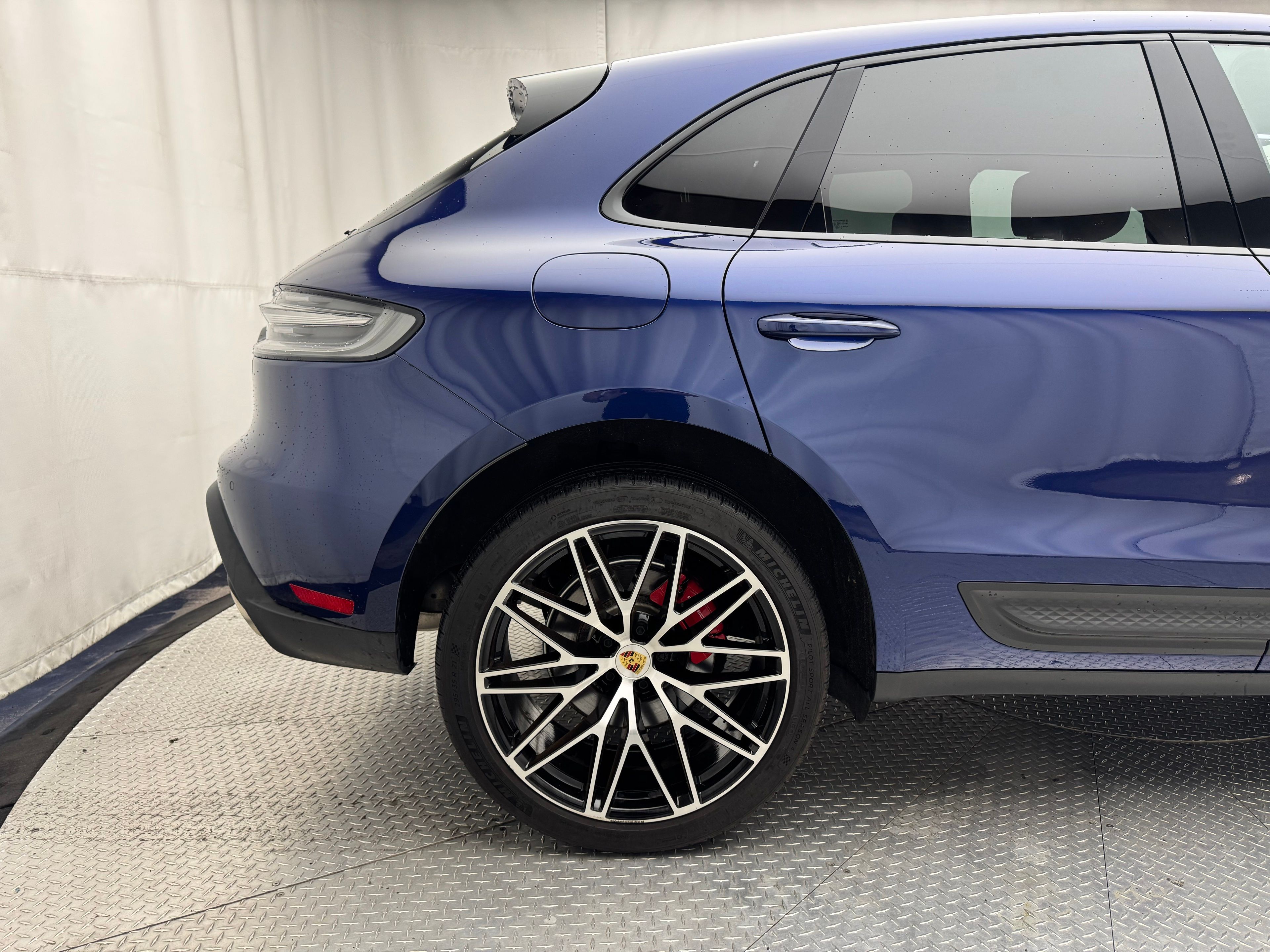 Thumbnail: 2024 Porsche Macan - 12