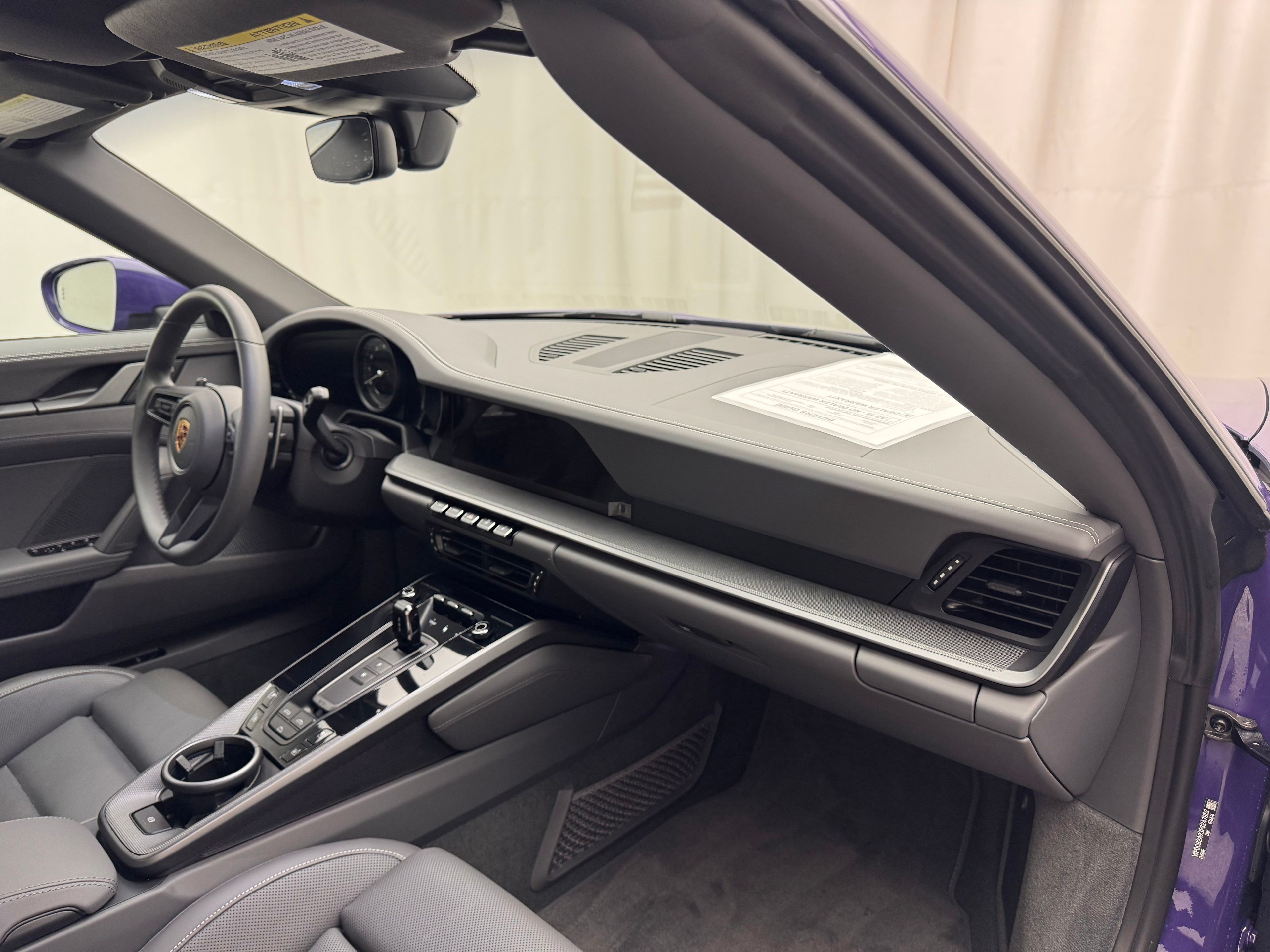 Thumbnail: 2023 Porsche 911 - 29