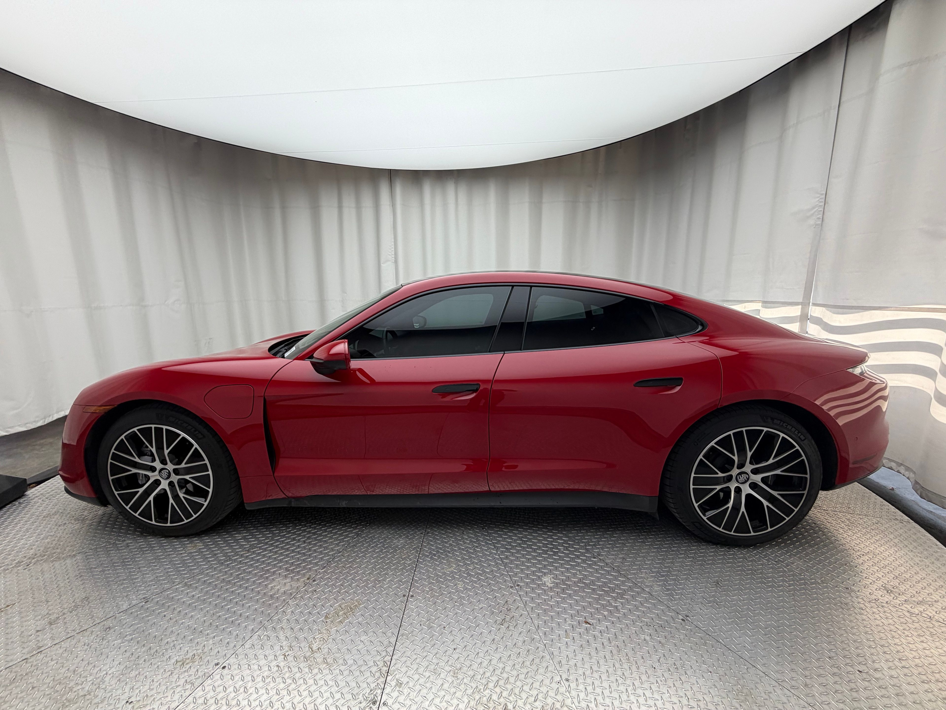 Thumbnail: 2024 Porsche Taycan - 2