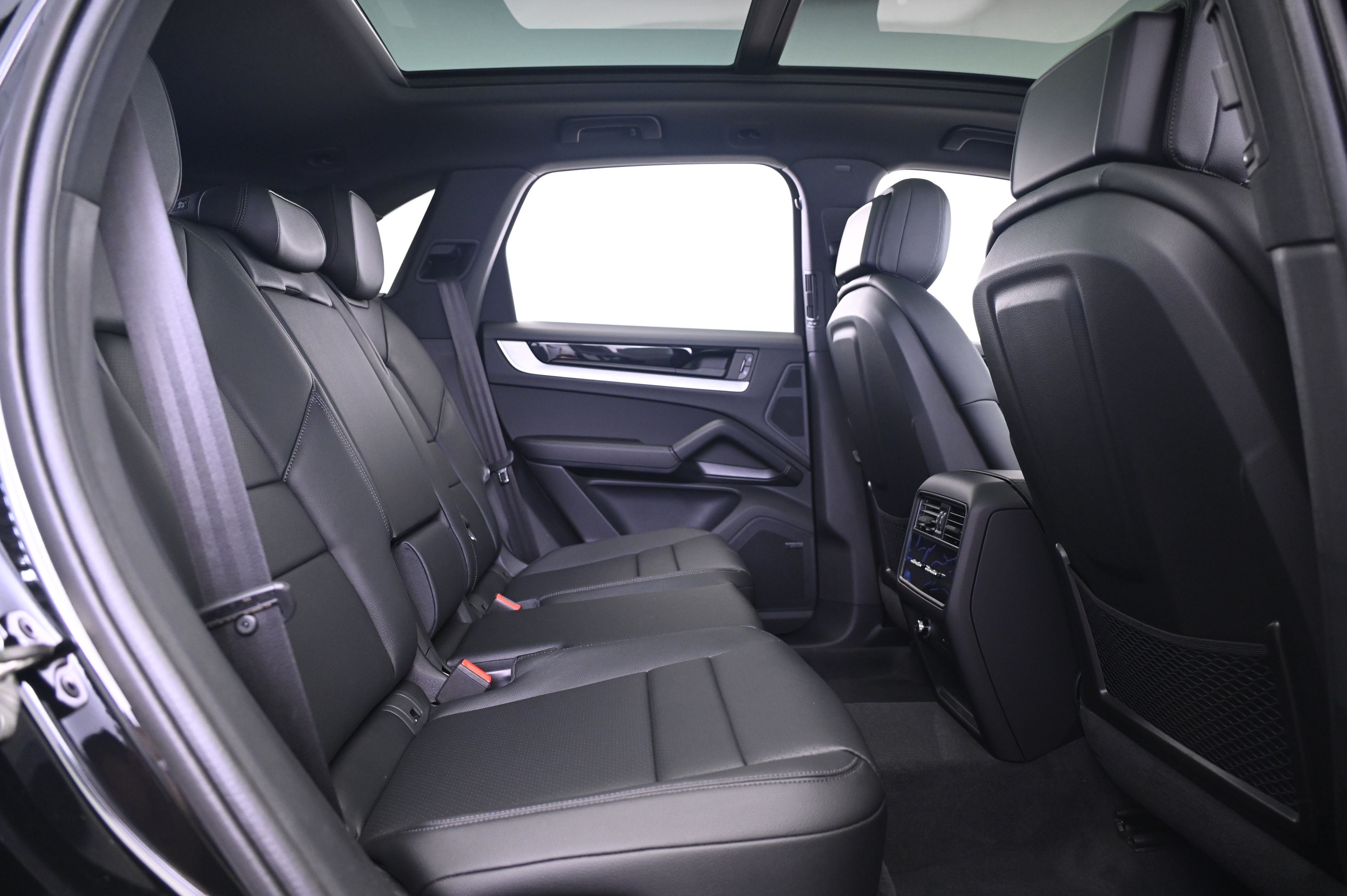 Thumbnail: 2025 Porsche Cayenne - 18