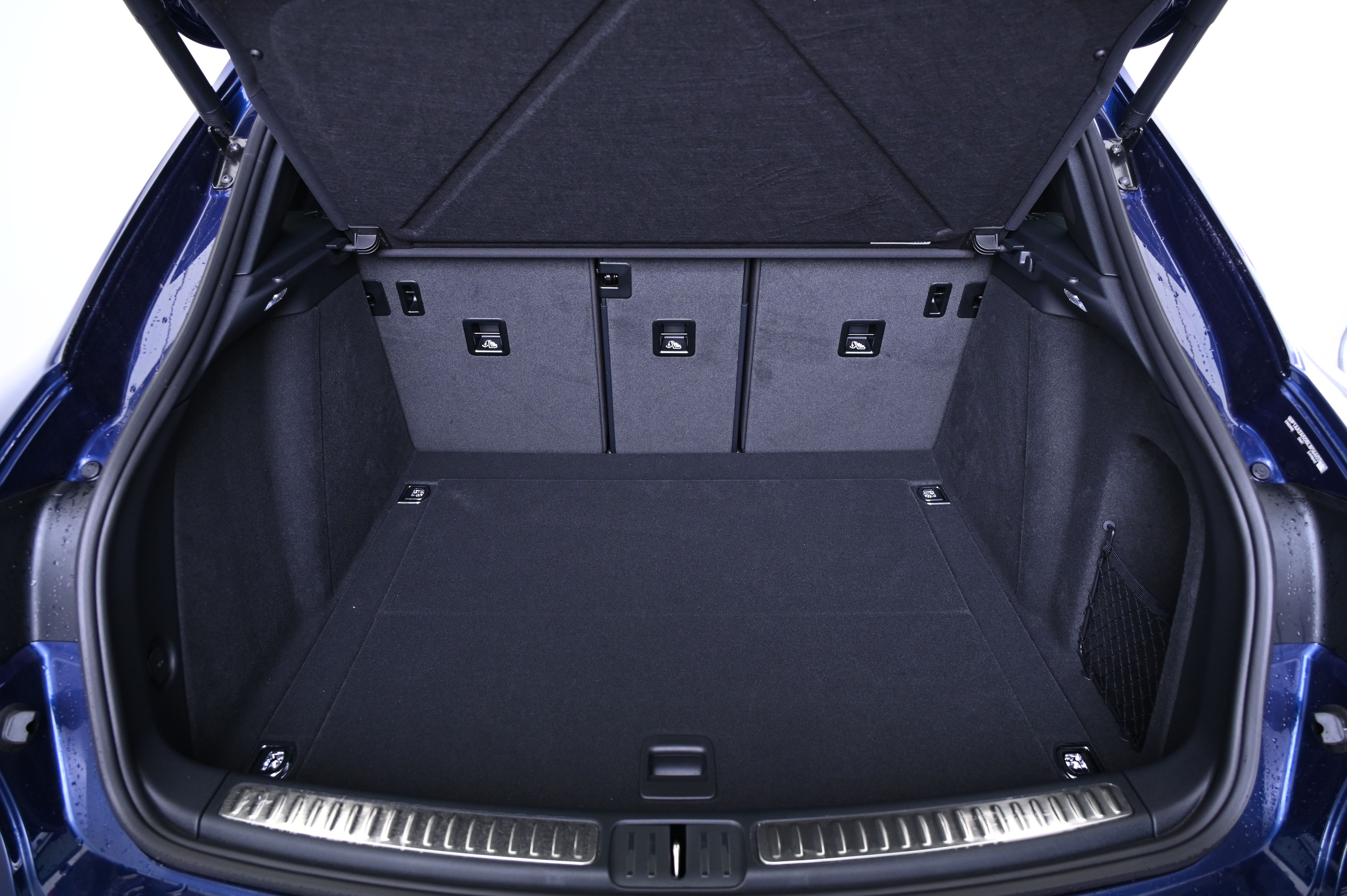 Thumbnail: 2025 Porsche Macan - 19