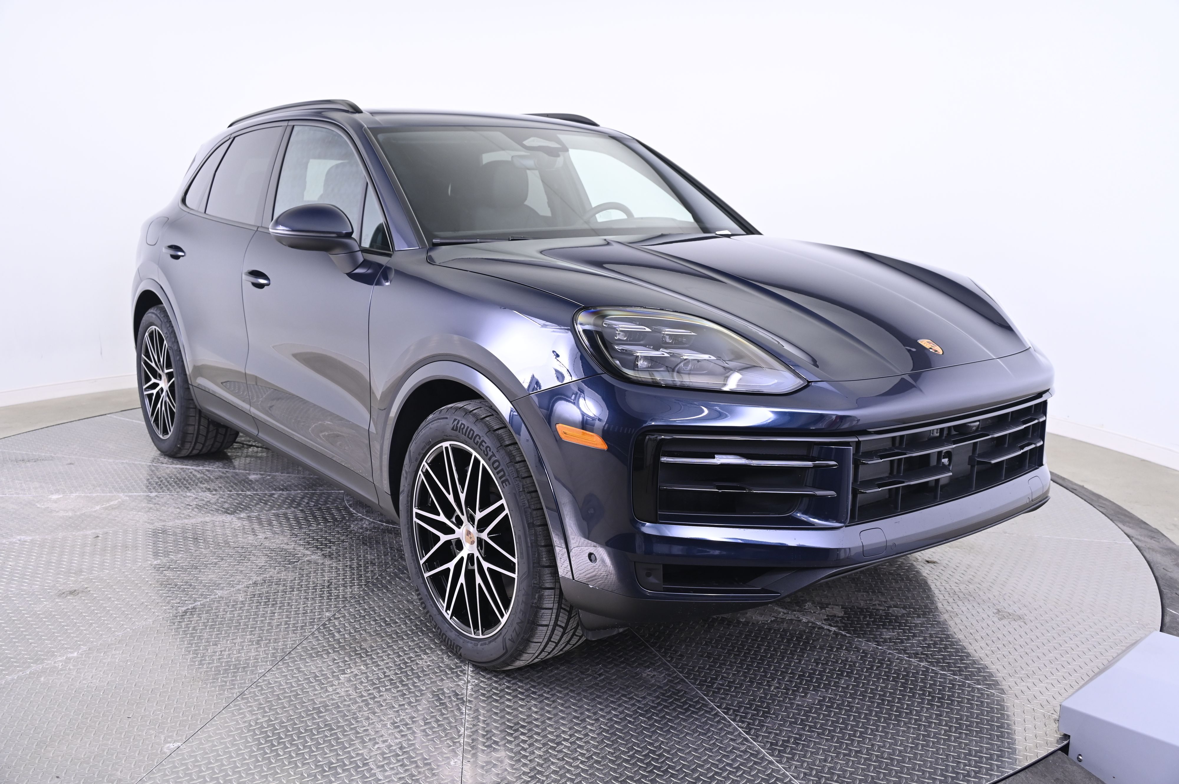 Thumbnail: 2026 Porsche Cayenne - 9