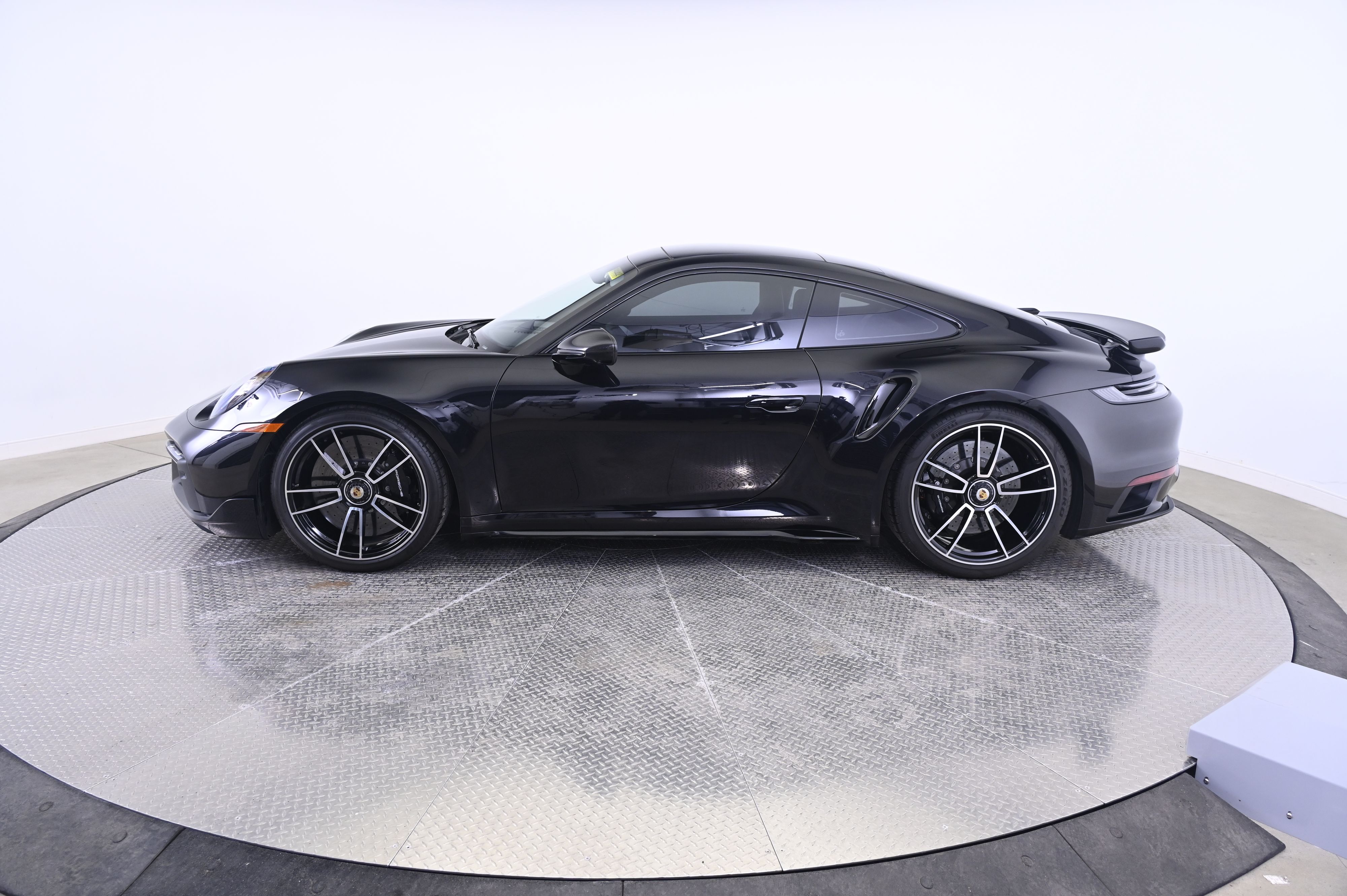 Thumbnail: 2025 Porsche 911 - 2