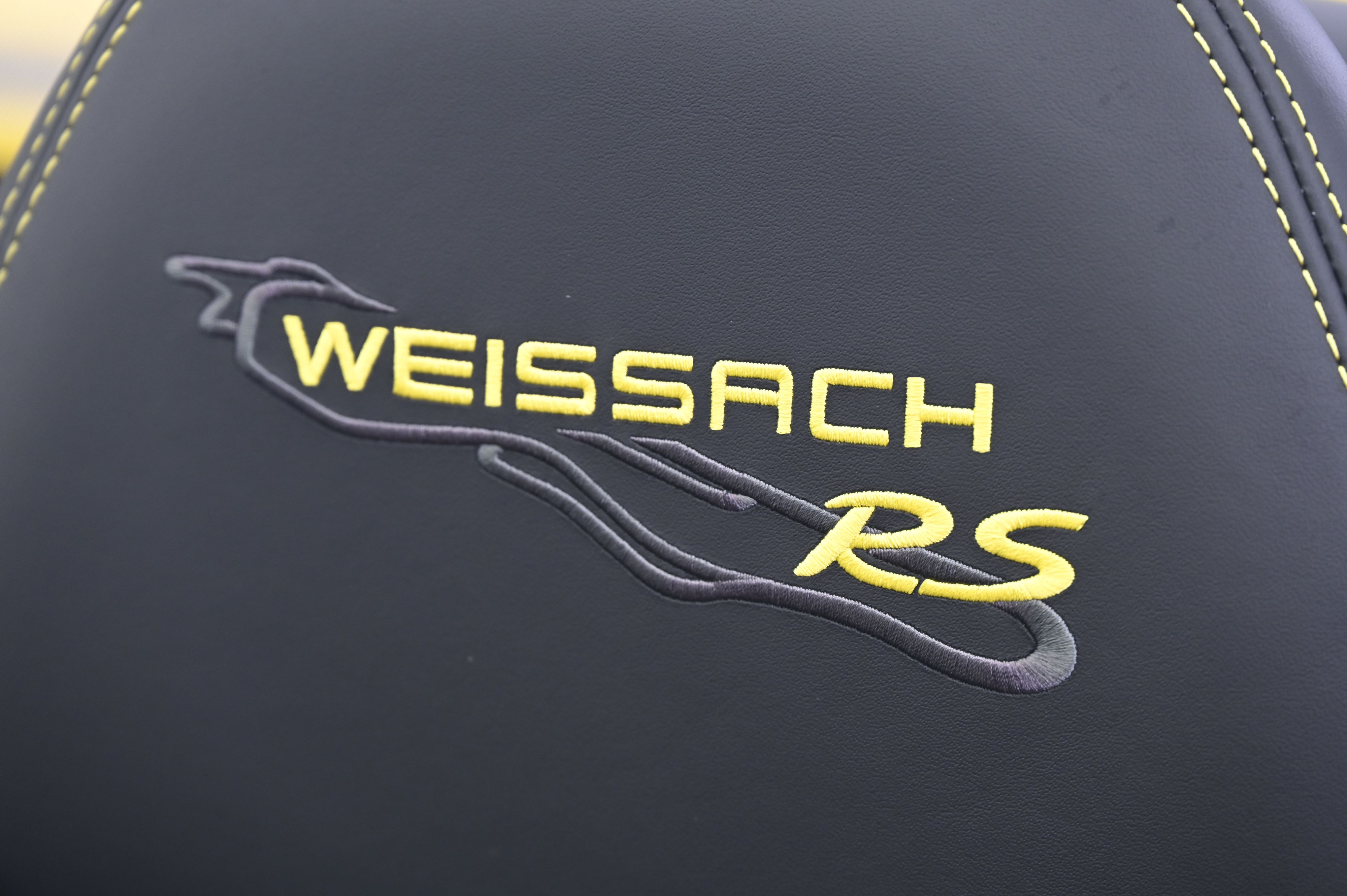 Thumbnail: 2025 Porsche  - 31