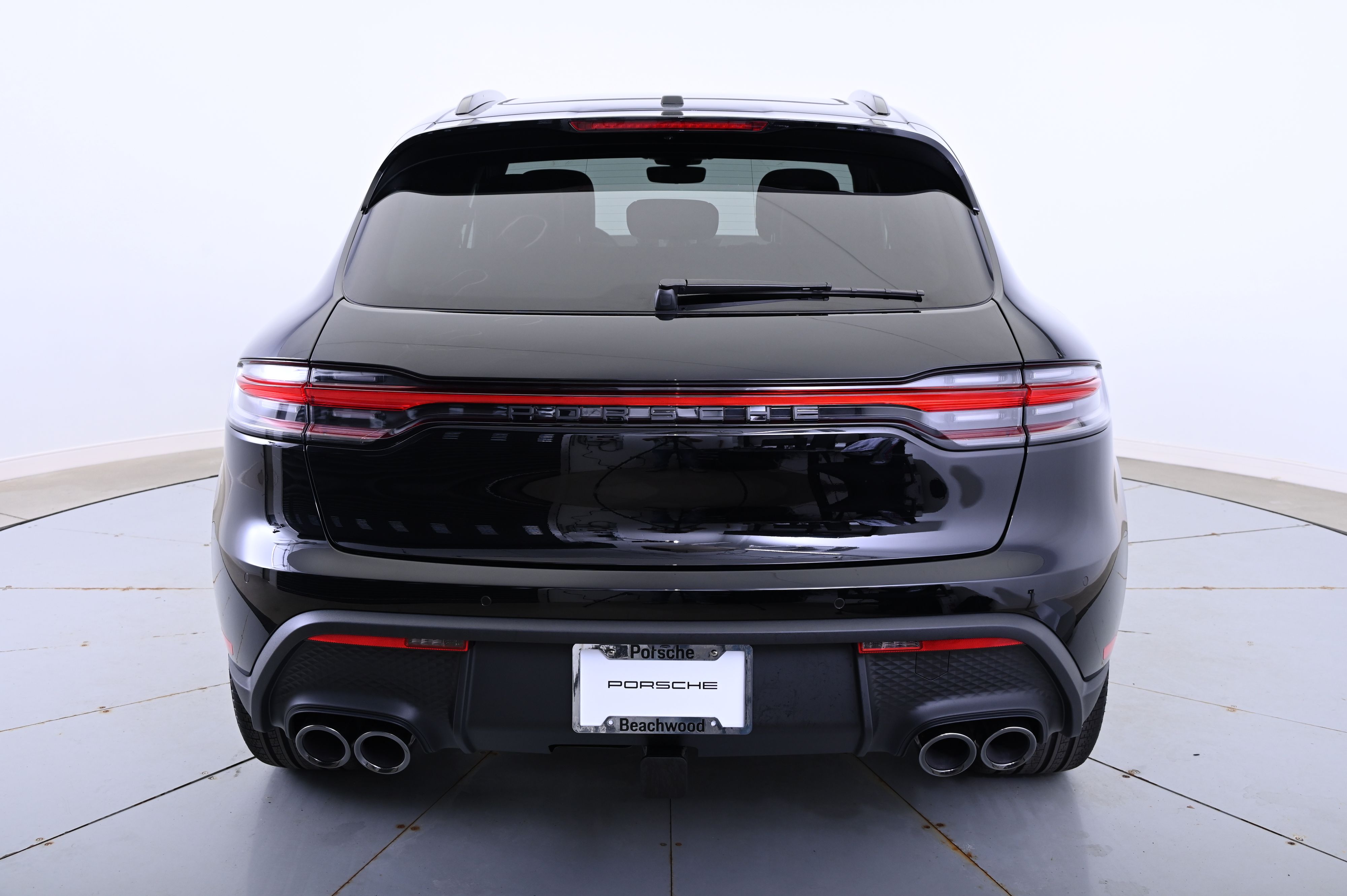 Thumbnail: 2025 Porsche Macan - 6