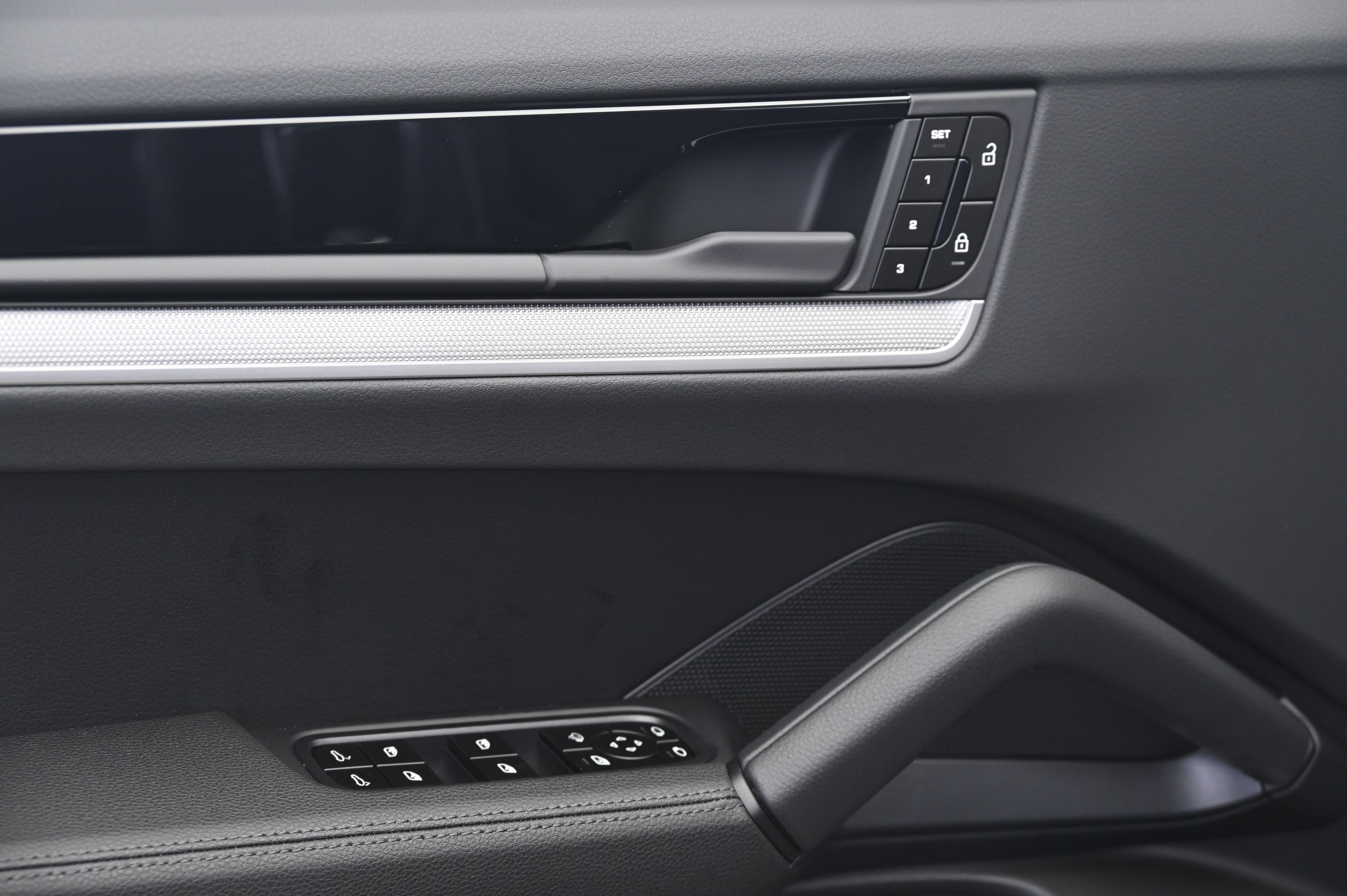 Thumbnail: 2026 Porsche  - 27