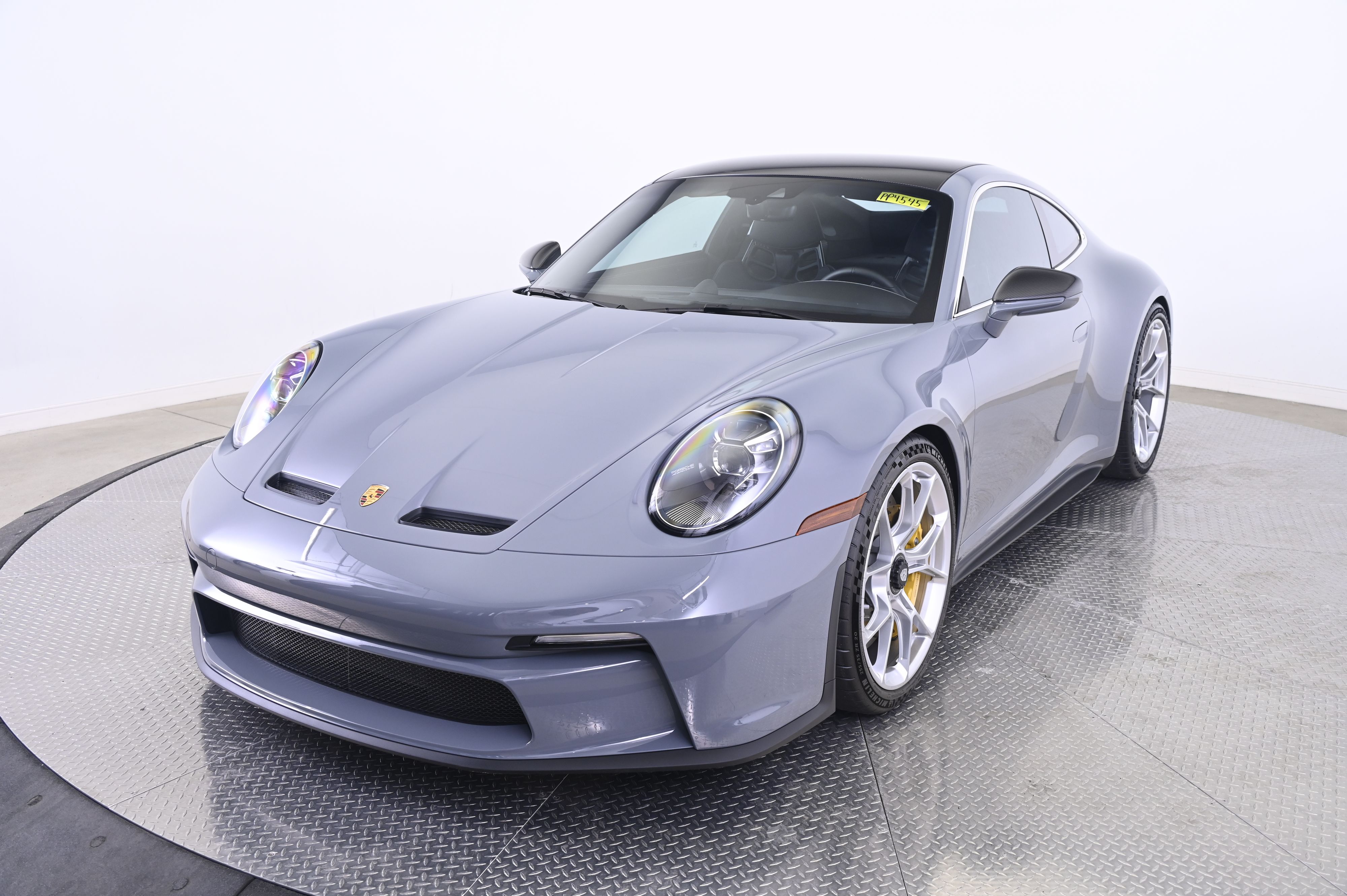 Thumbnail: 2023 Porsche 911 - 1