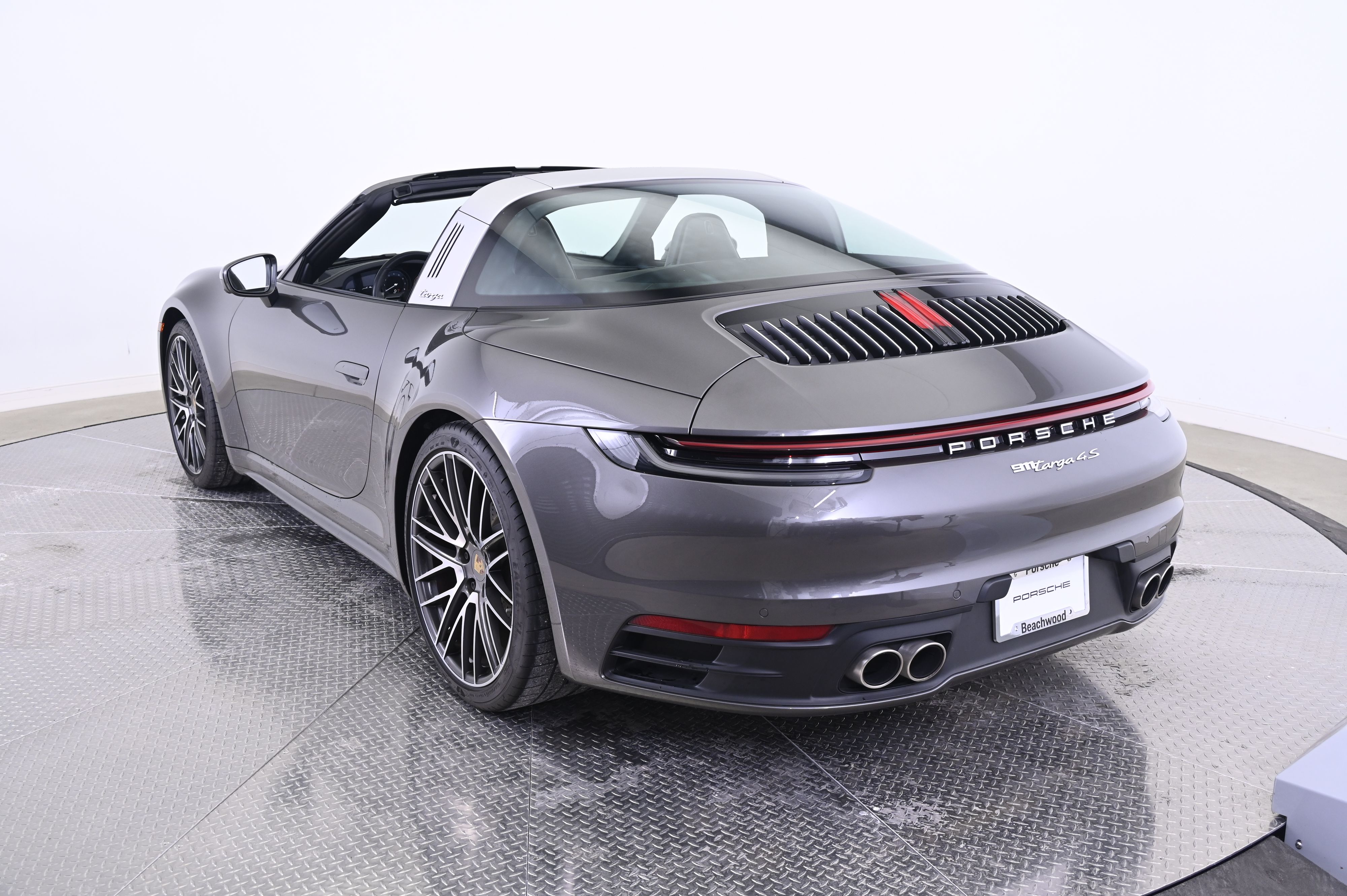 Thumbnail: 2022 Porsche 911 - 3