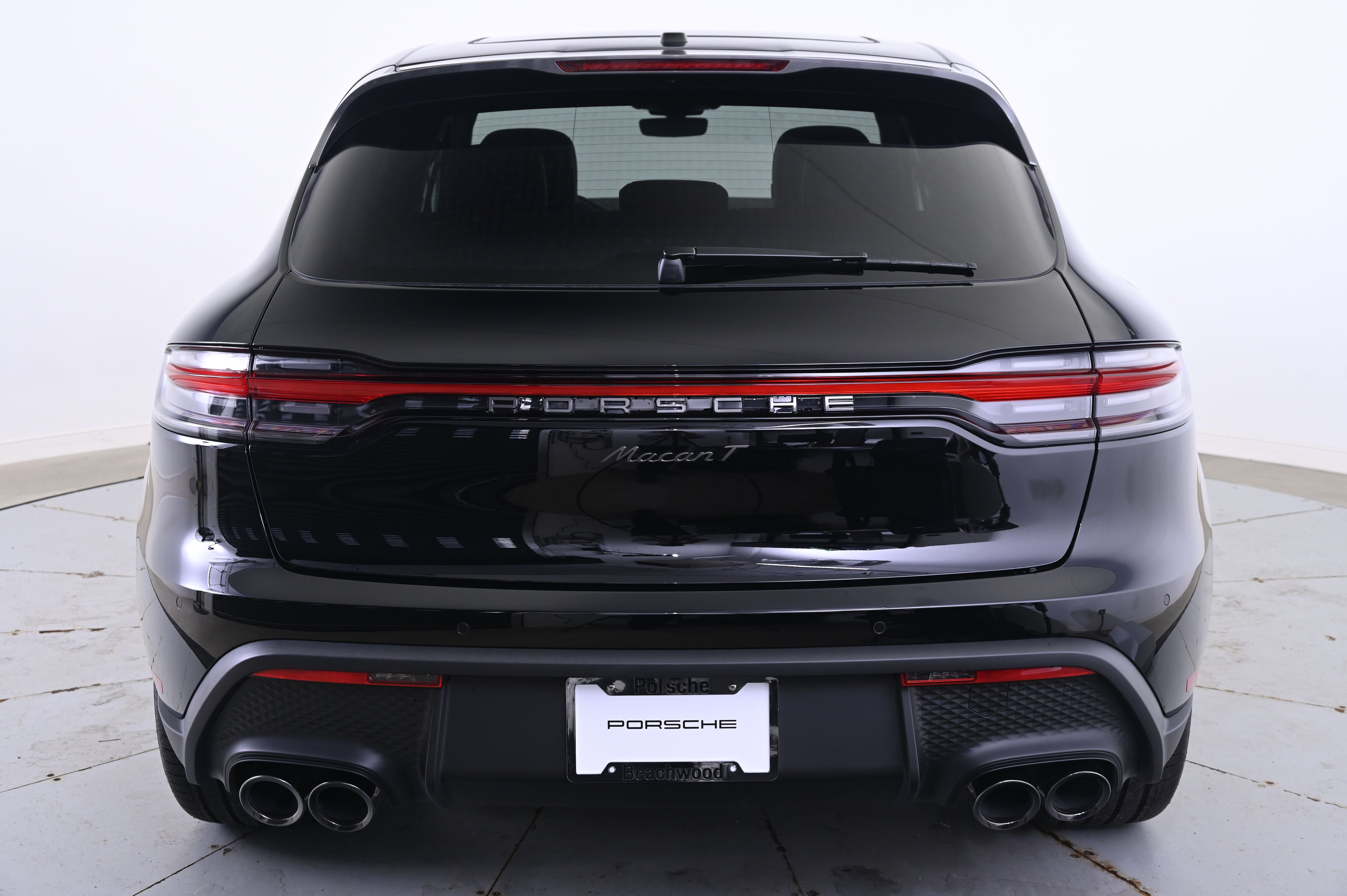 Thumbnail: 2025 Porsche Macan - 6