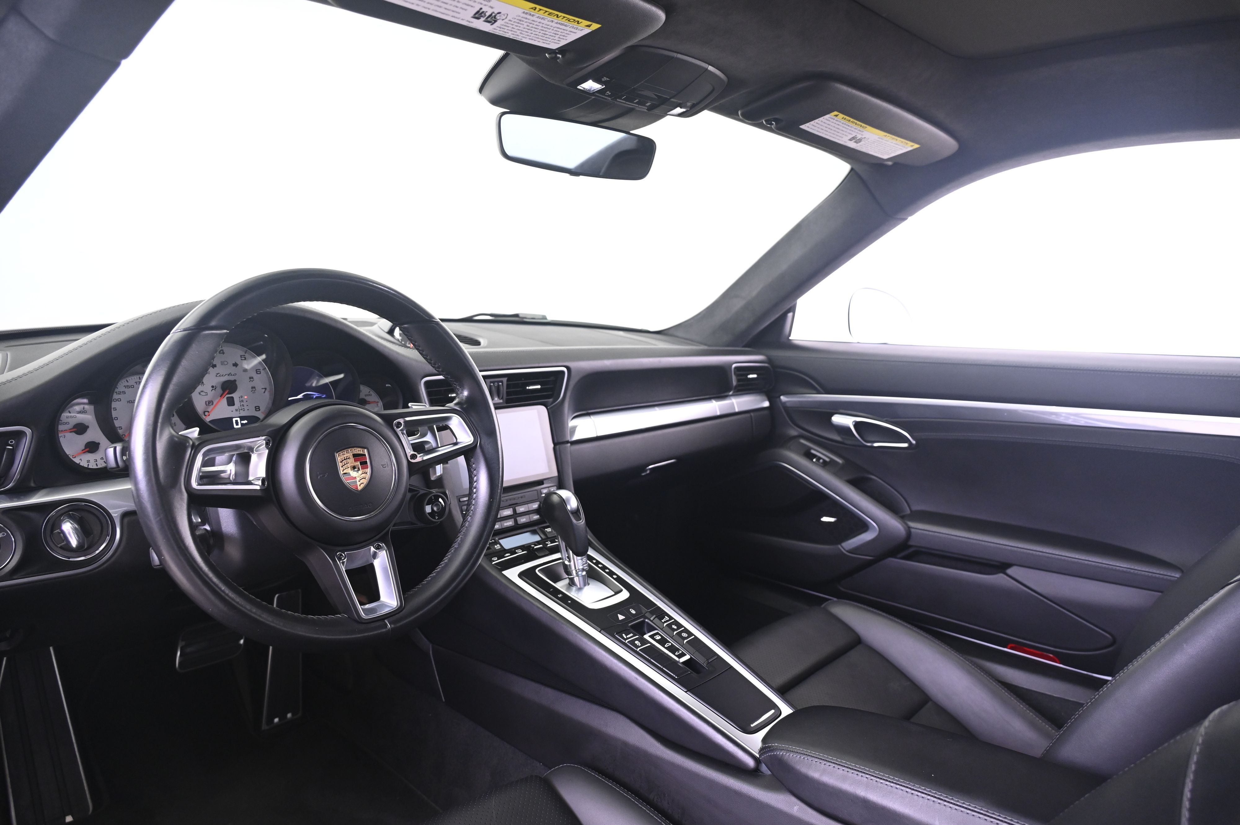 Thumbnail: 2017 Porsche 911 - 24
