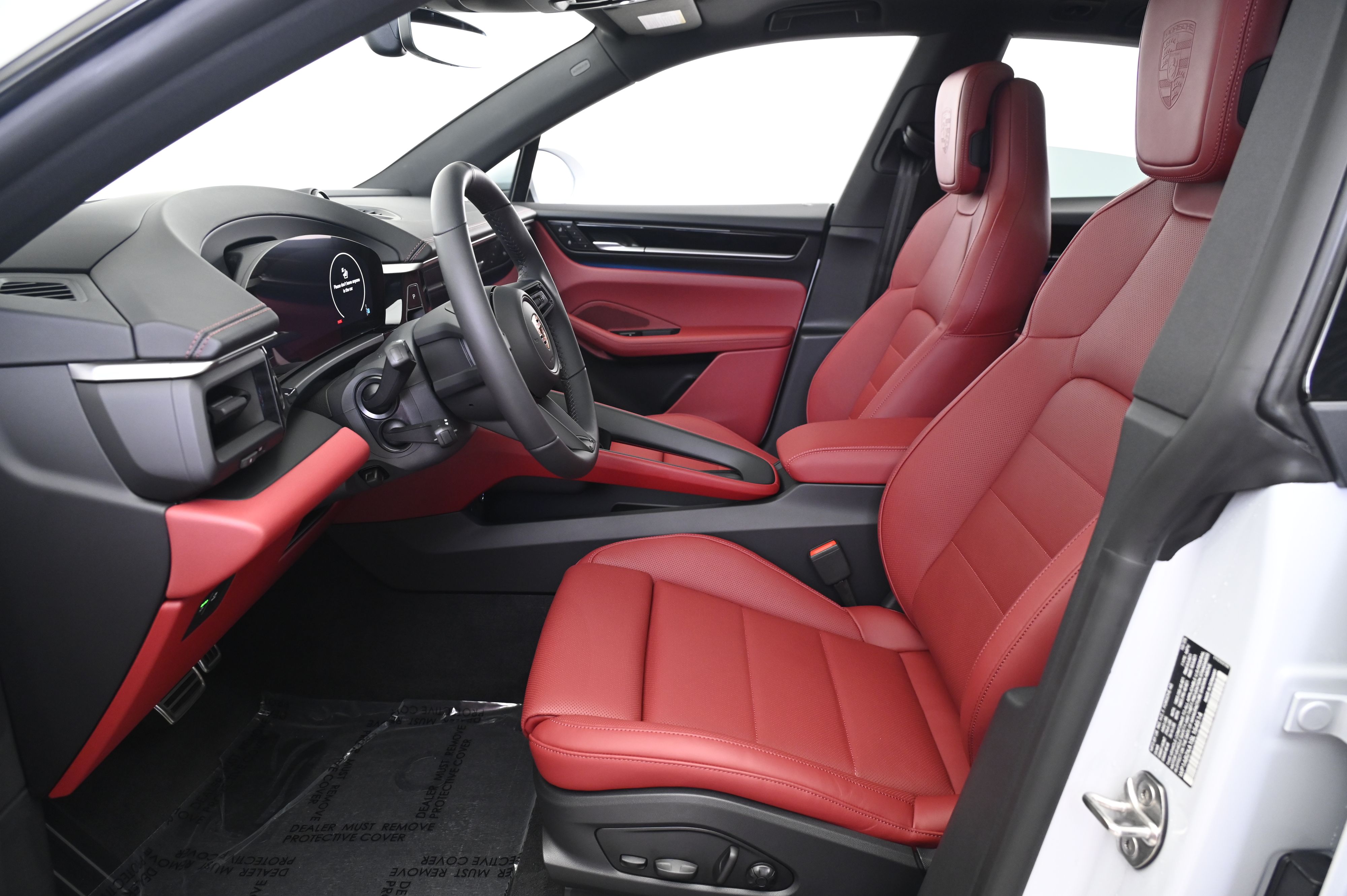 Thumbnail: 2025 Porsche Macan - 30