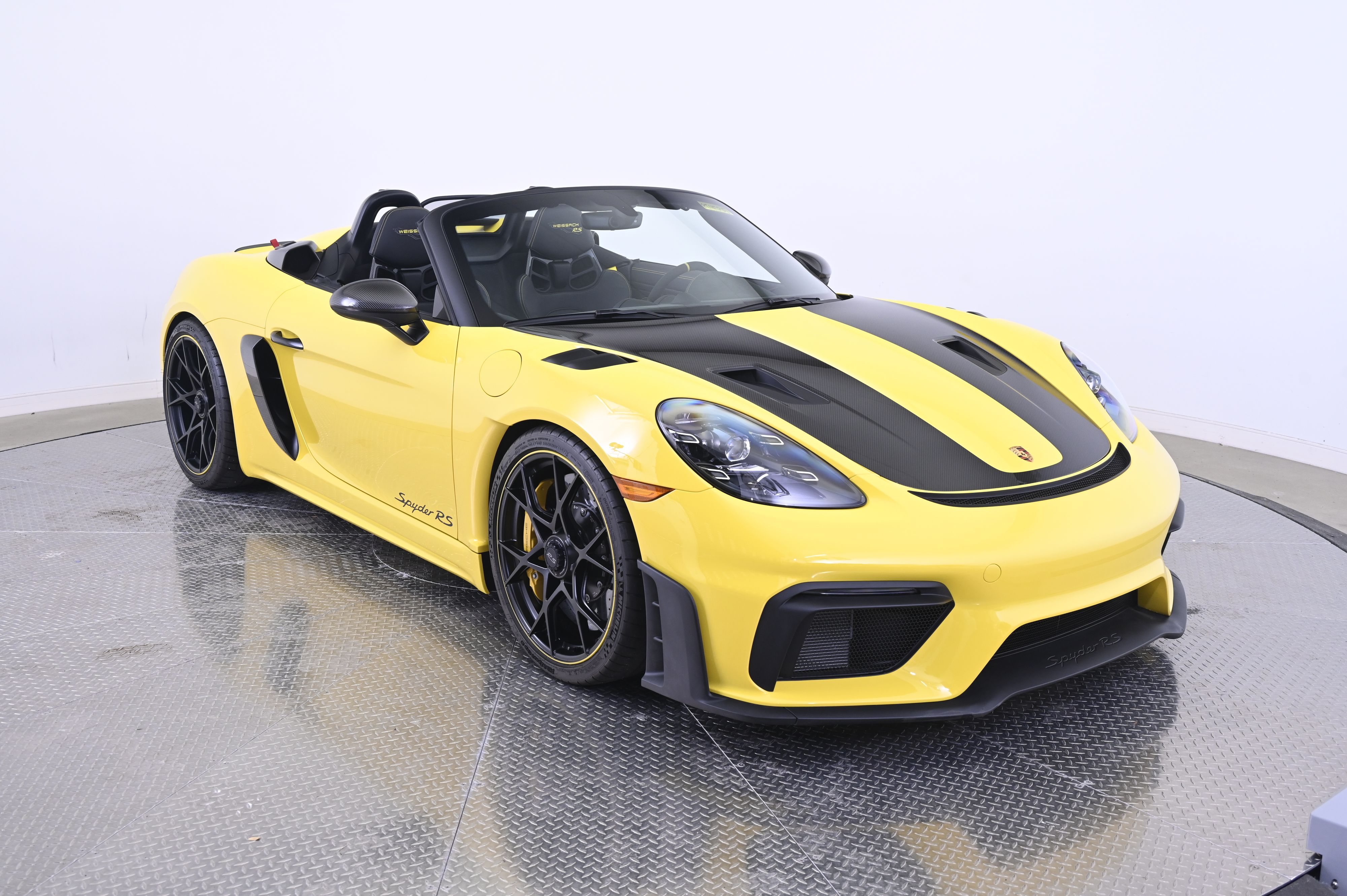 Thumbnail: 2025 Porsche  - 9