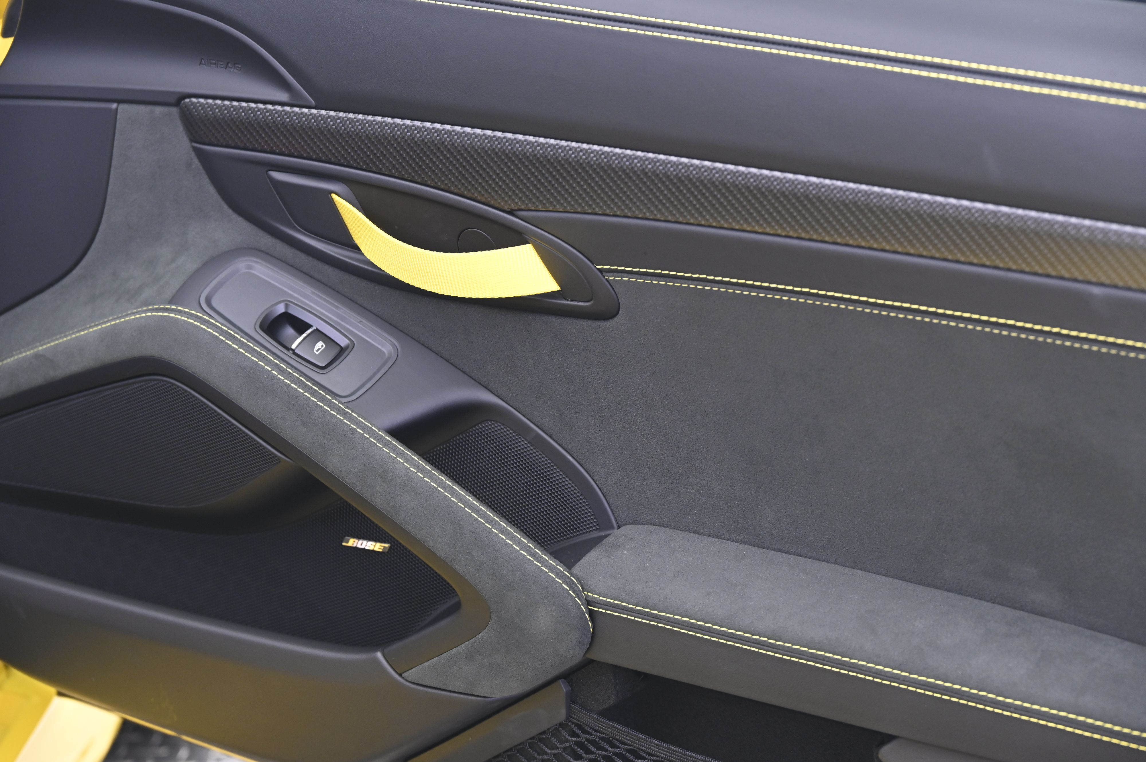 Thumbnail: 2025 Porsche  - 21