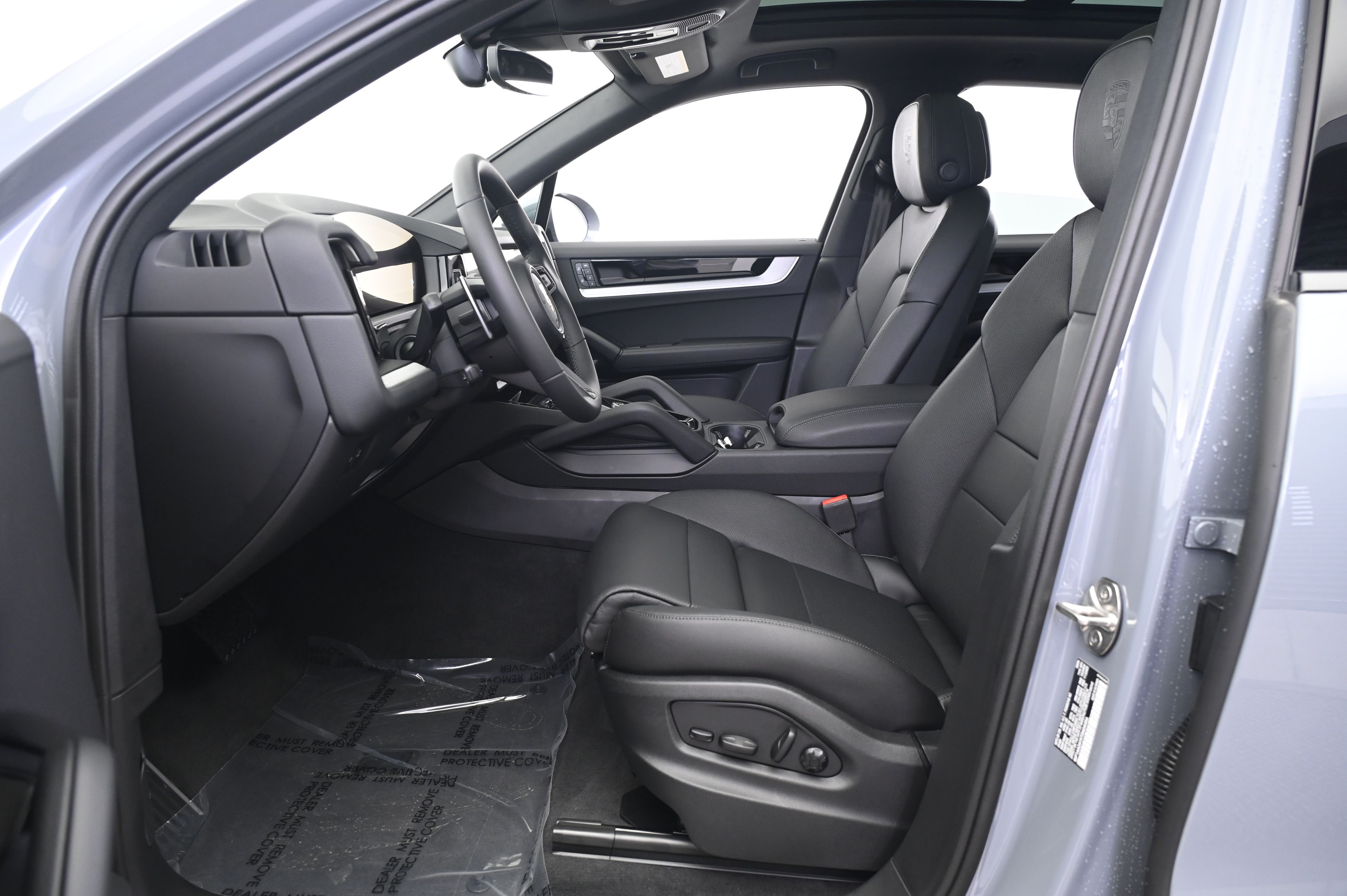 Thumbnail: 2026 Porsche Cayenne - 29