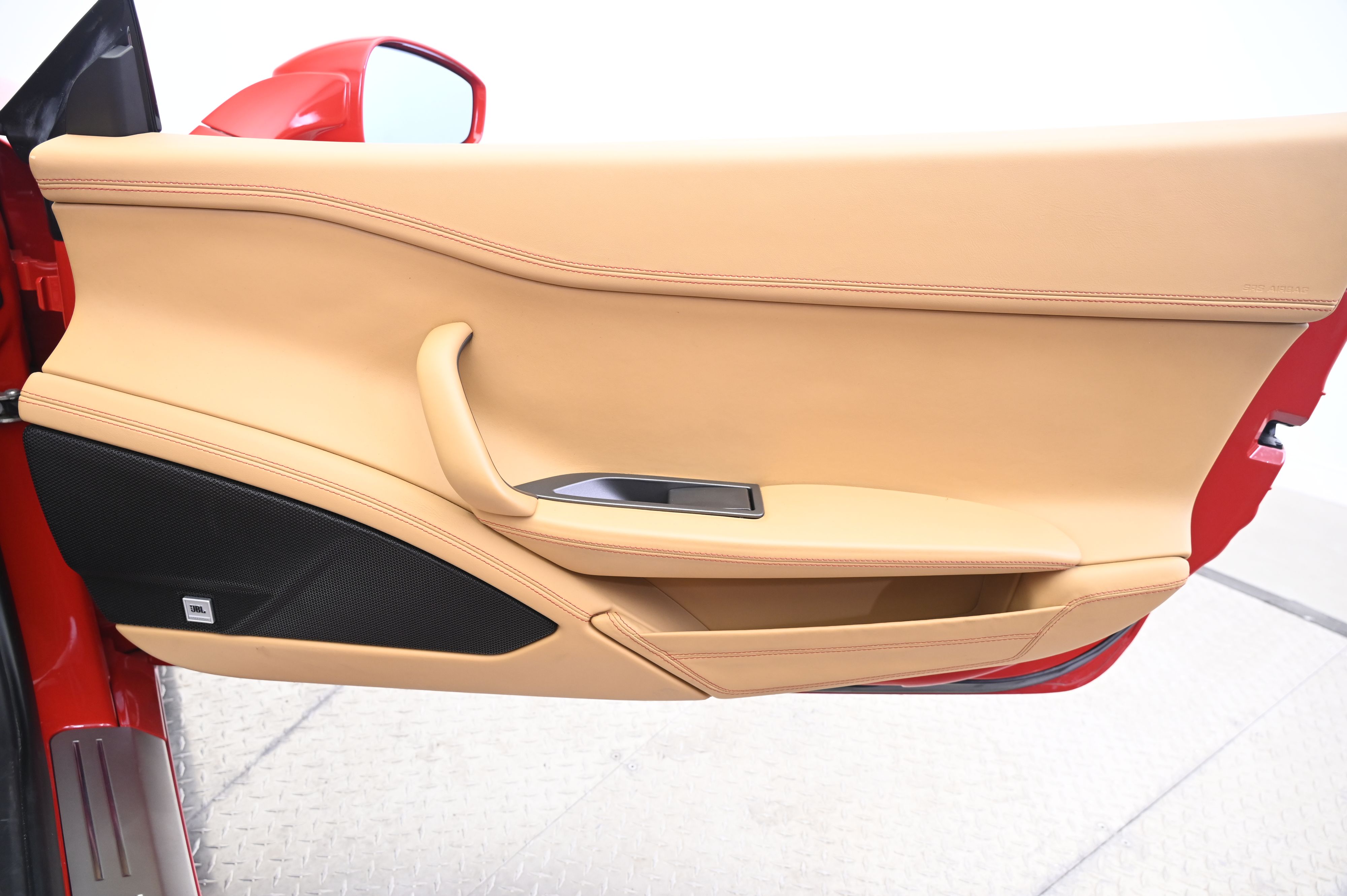 Thumbnail: 2013 Ferrari 458 - 20