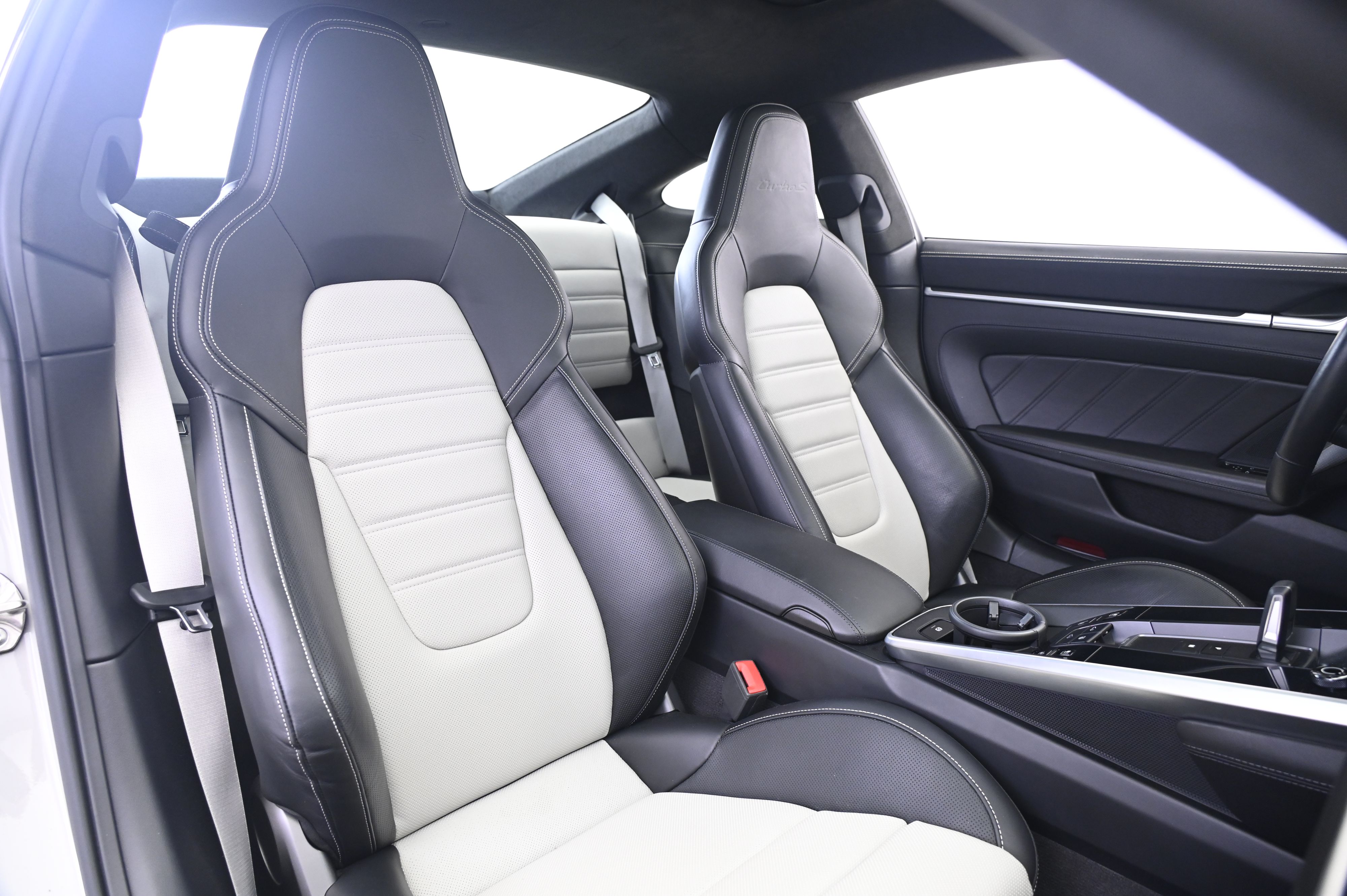 Thumbnail: 2021 Porsche 911 - 20