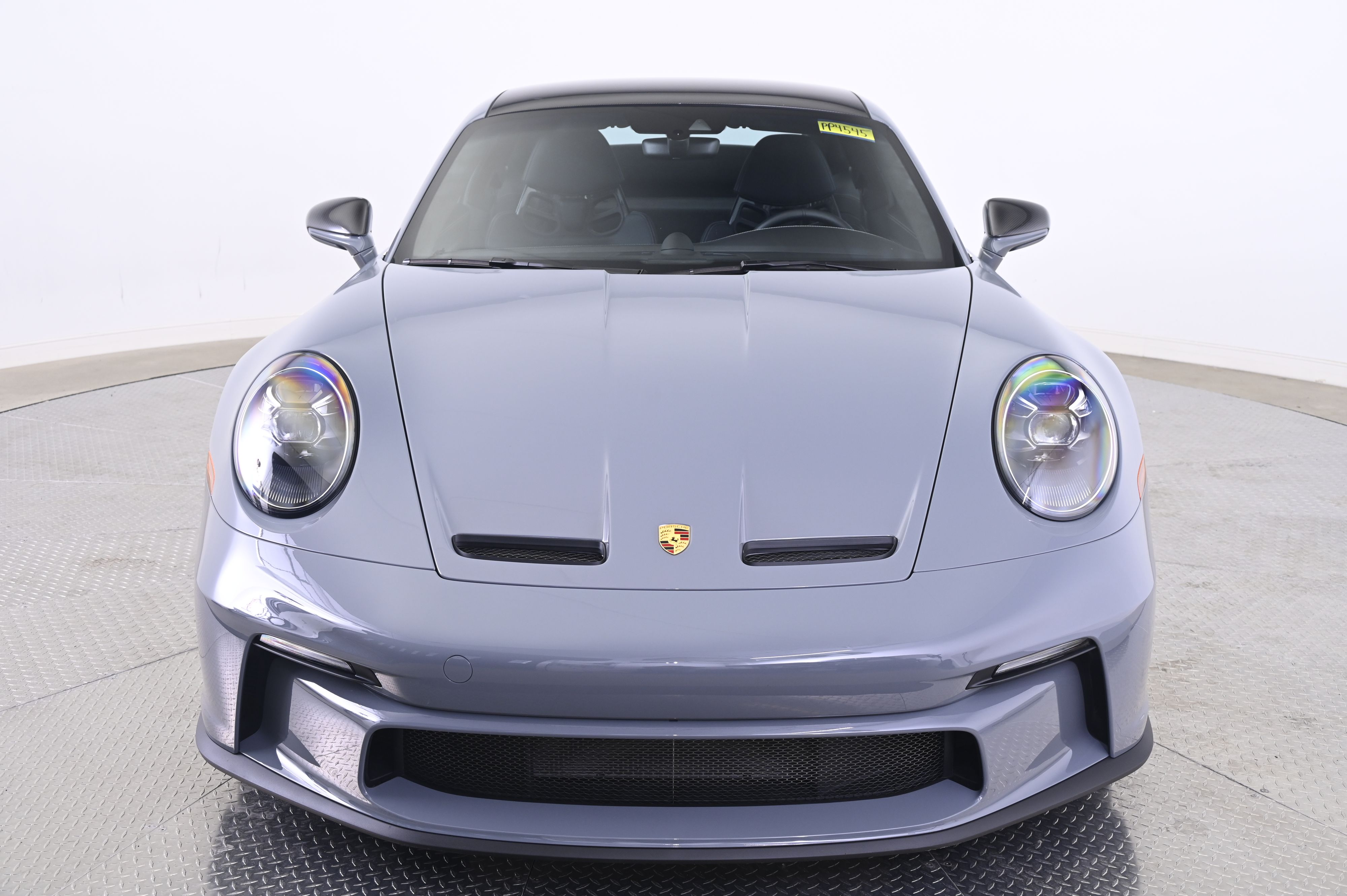 Thumbnail: 2023 Porsche 911 - 10