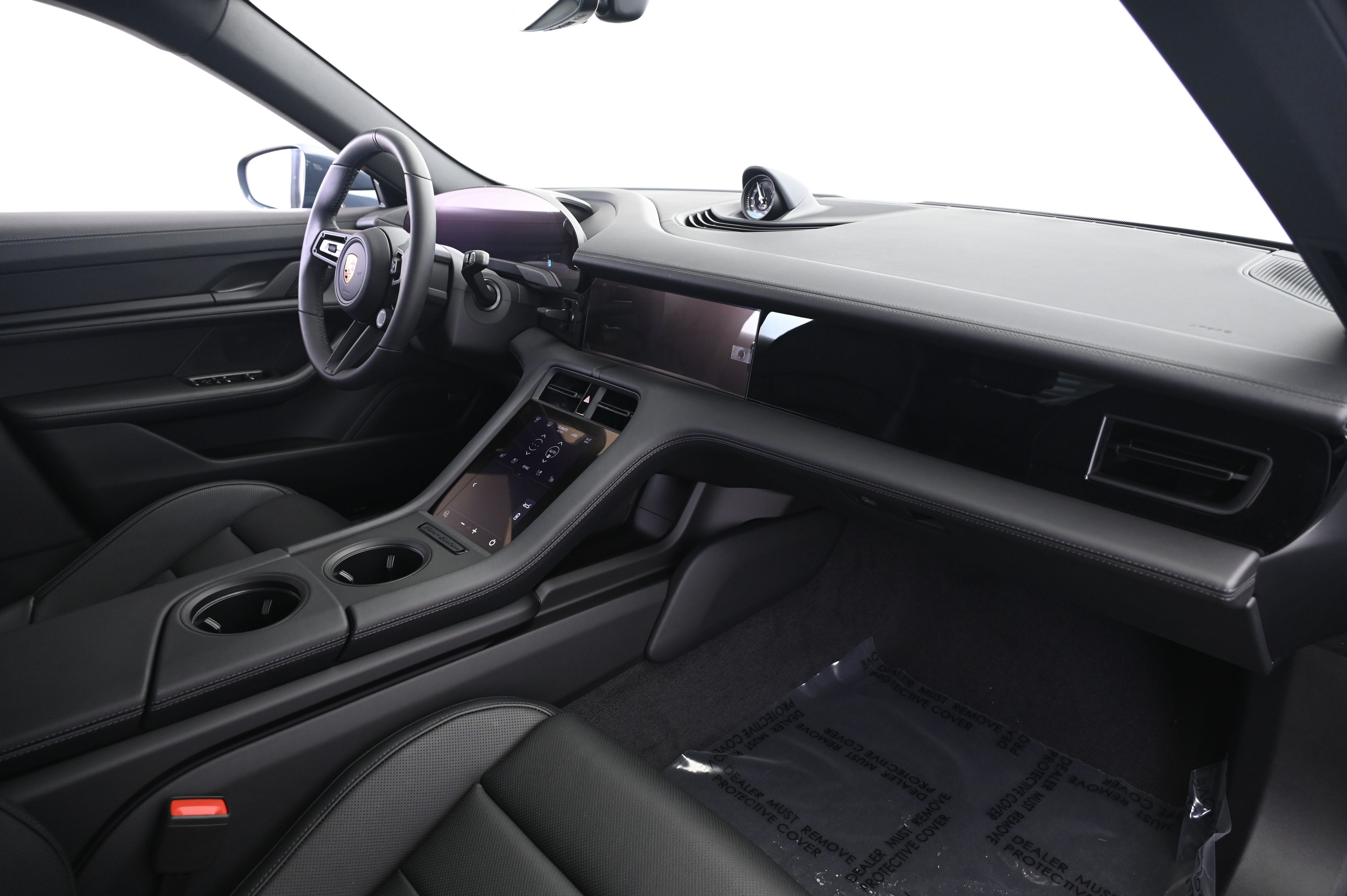 Thumbnail: 2026 Porsche Taycan - 23