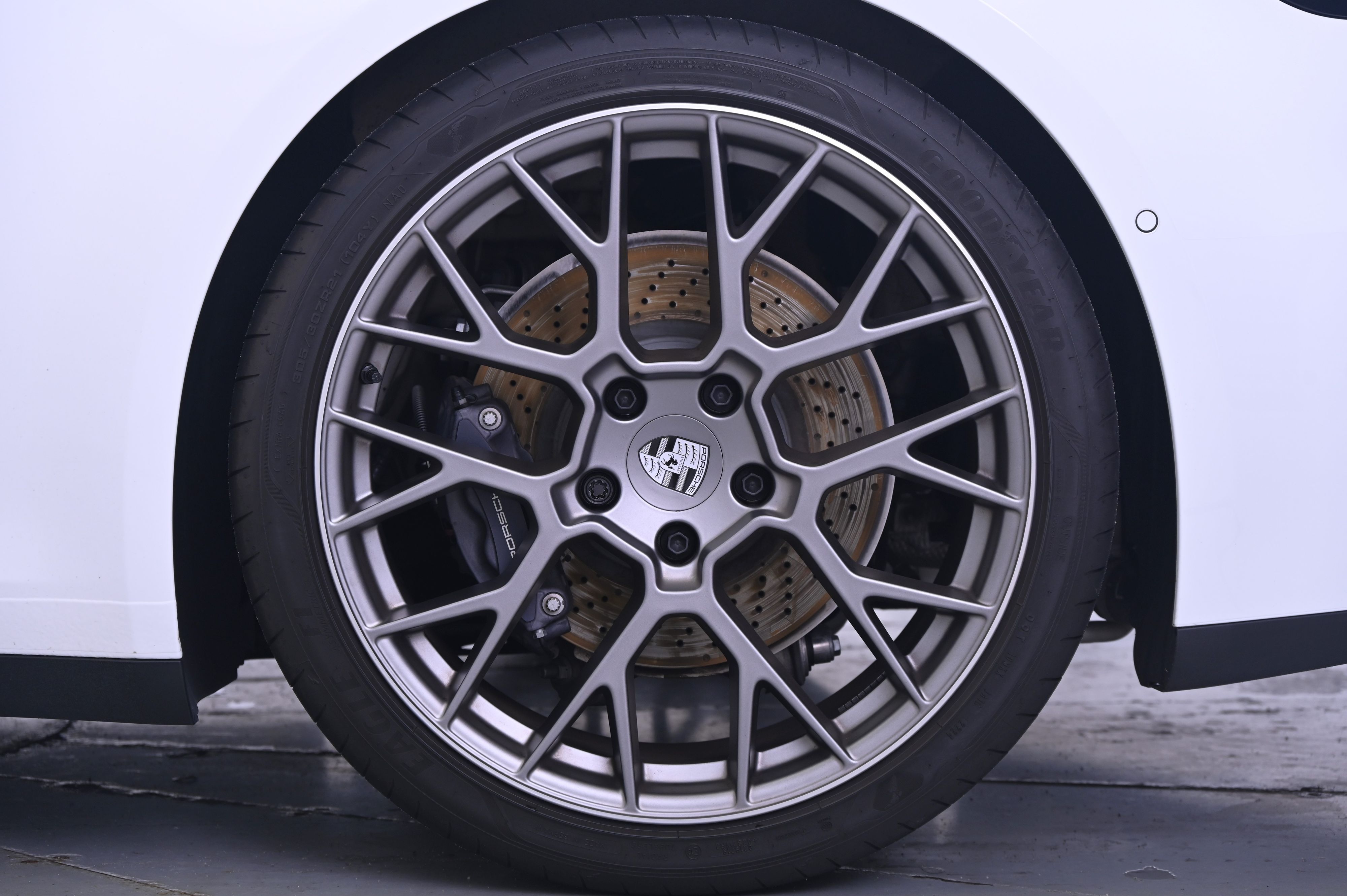 Thumbnail: 2025 Porsche 911 - 12