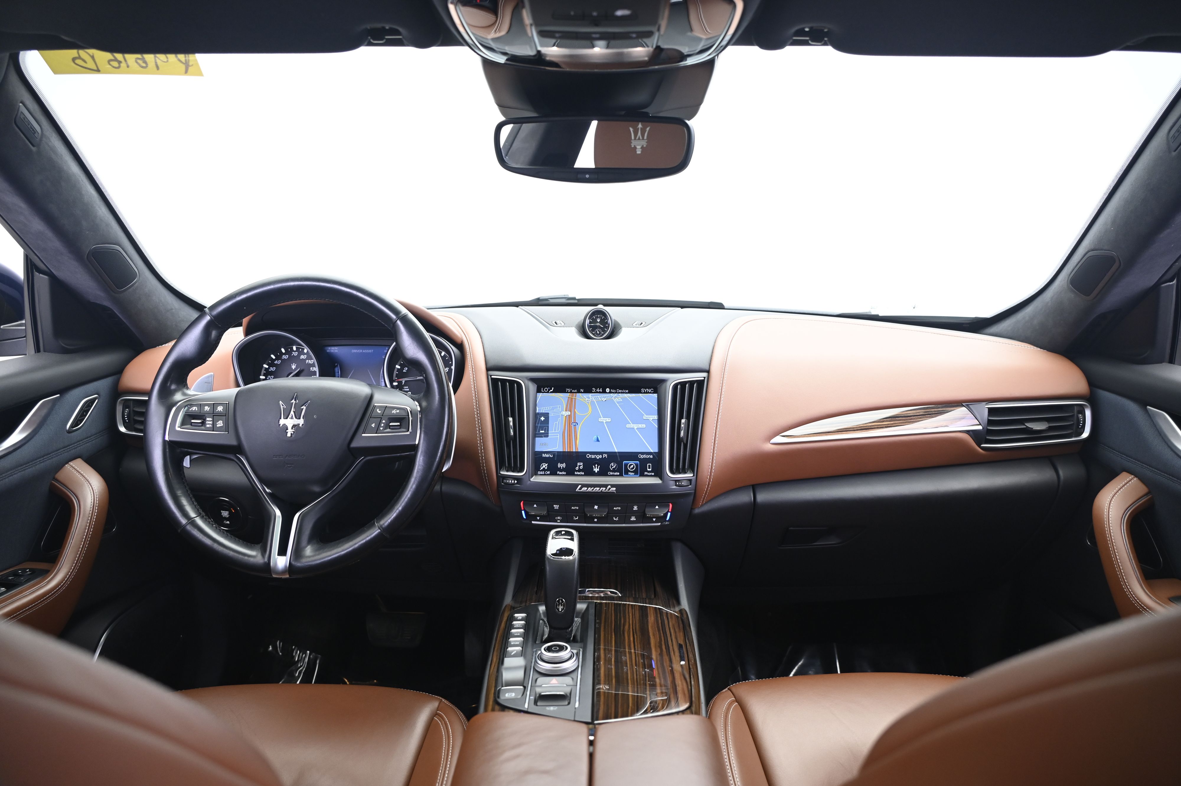 Thumbnail: 2020 Maserati Levante - 32