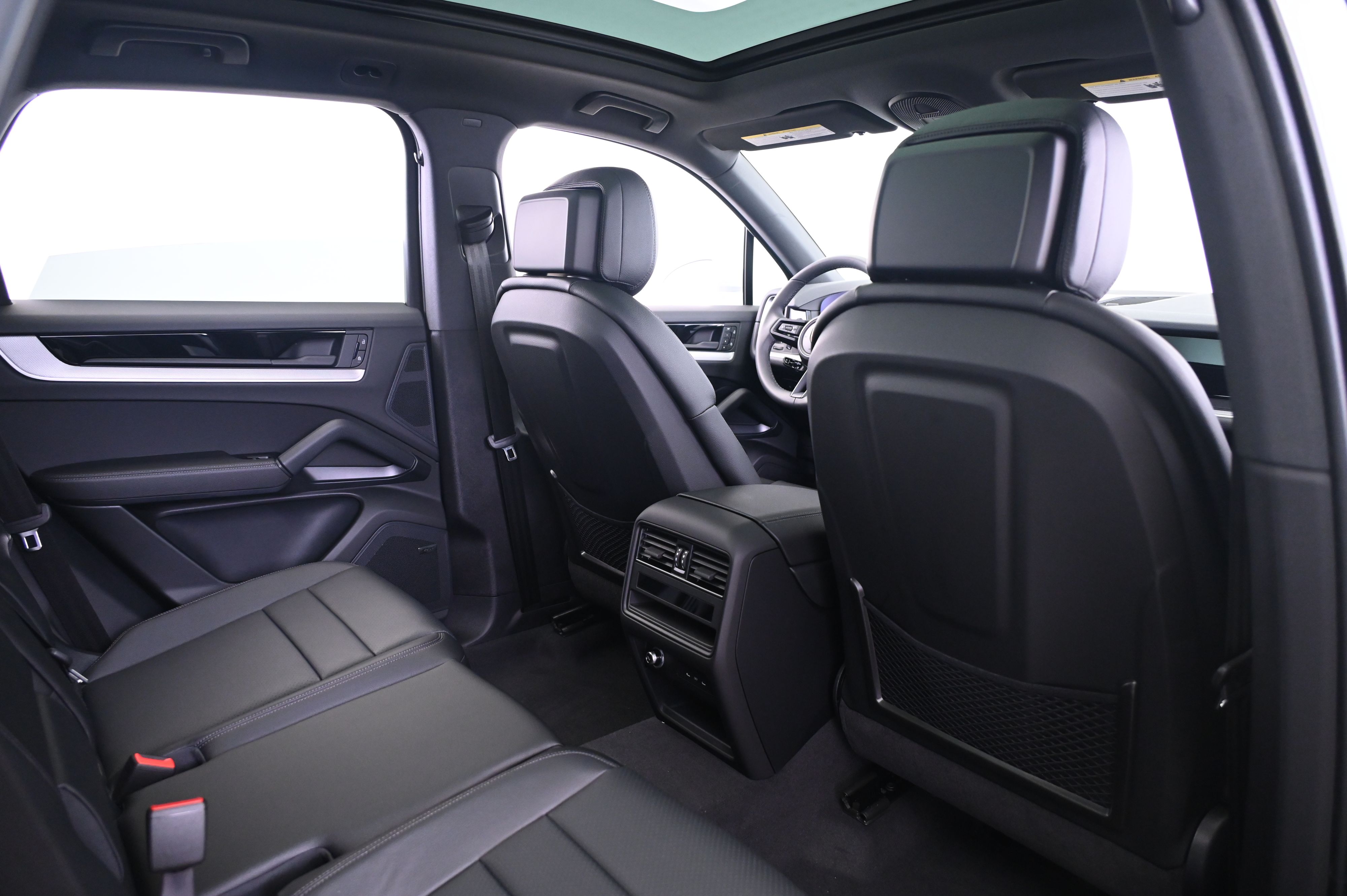 Thumbnail: 2025 Porsche Cayenne - 22