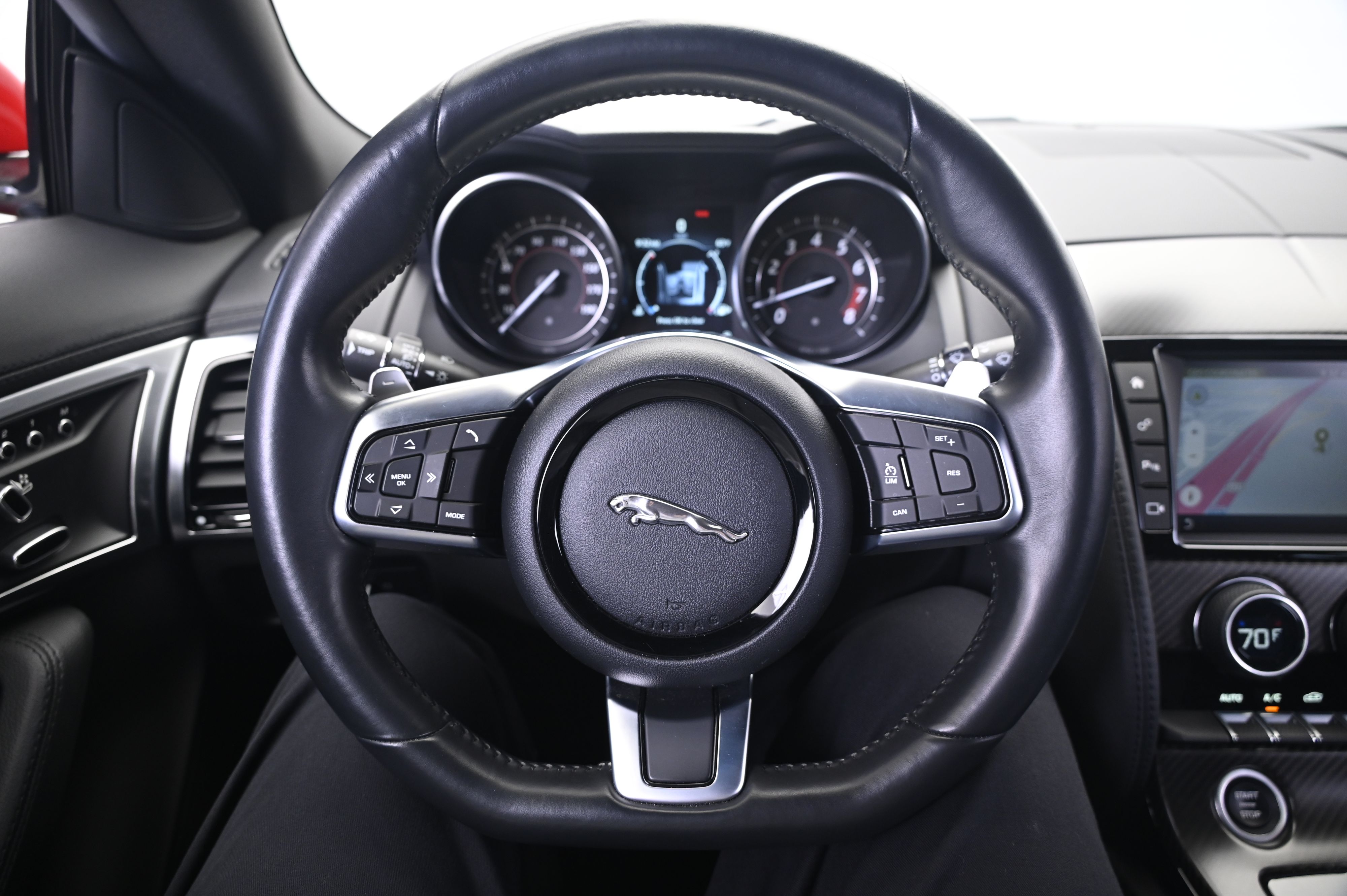 Thumbnail: 2018 Jaguar F-Type - 28