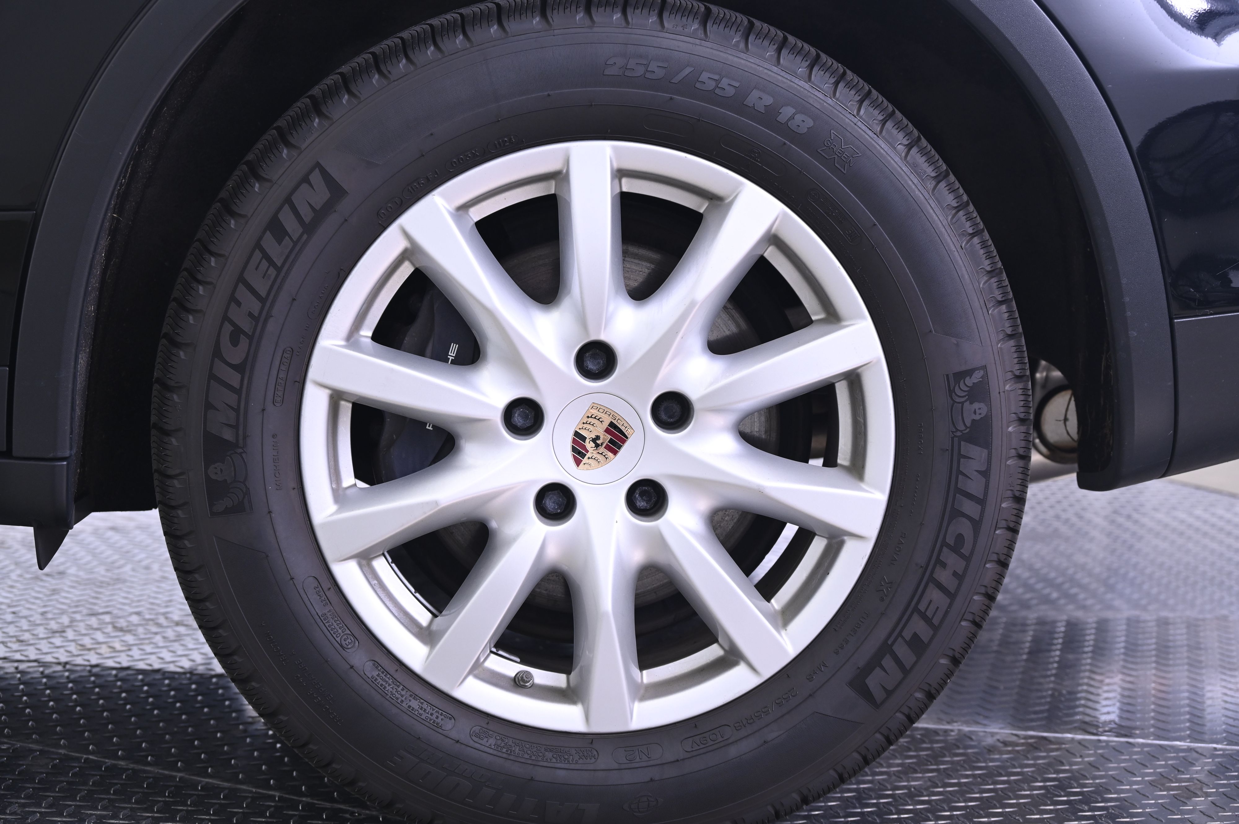 Thumbnail: 2014 Porsche Cayenne - 12