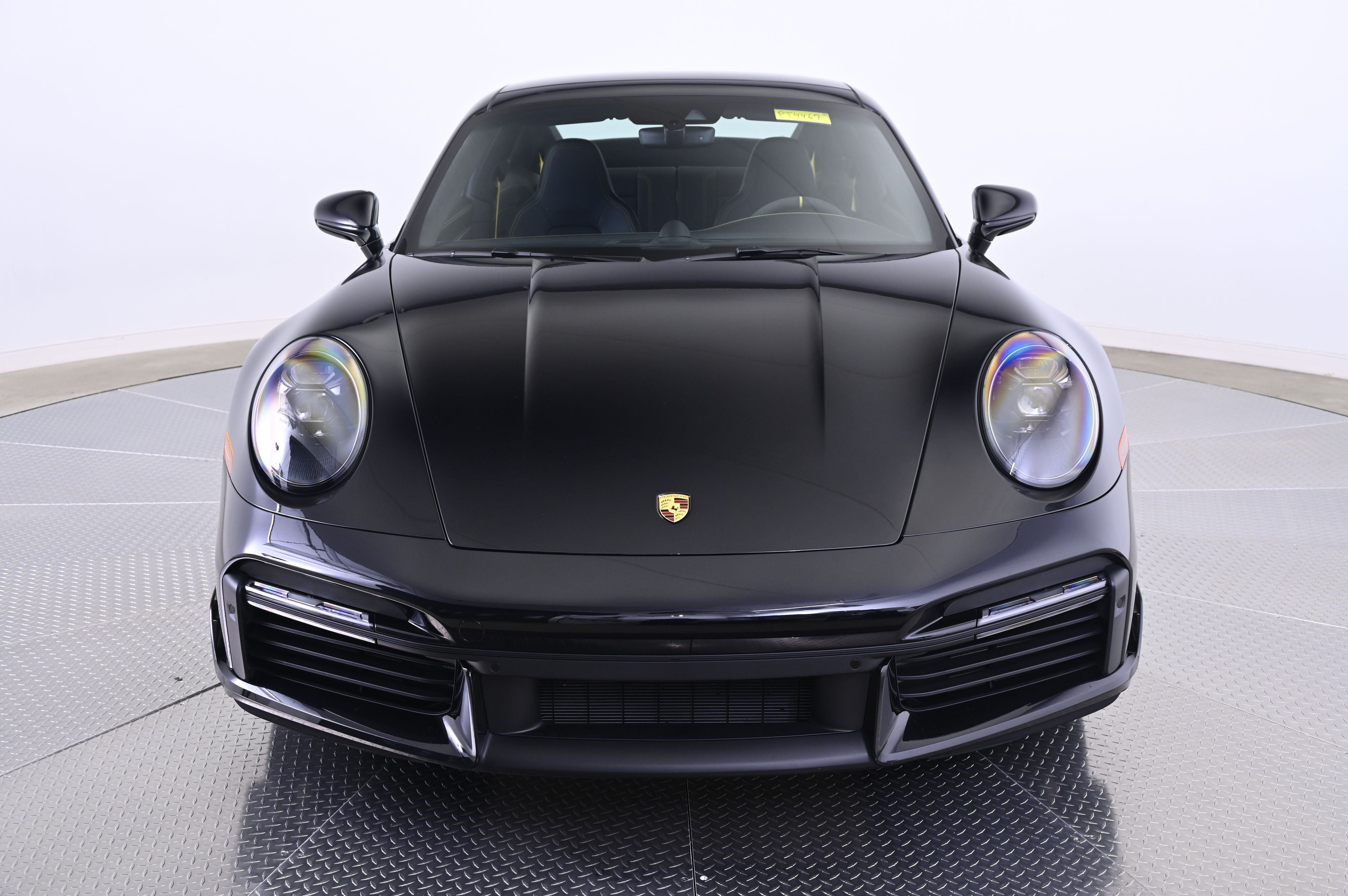 Thumbnail: 2024 Porsche 911 - 10