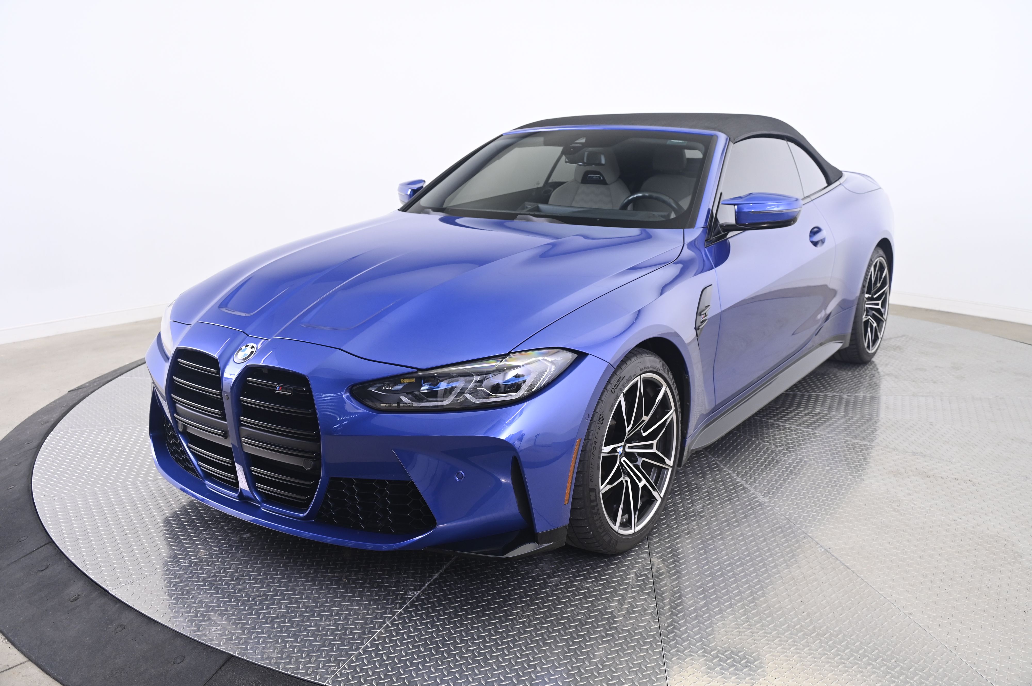 Thumbnail: 2024 BMW M4 - 11