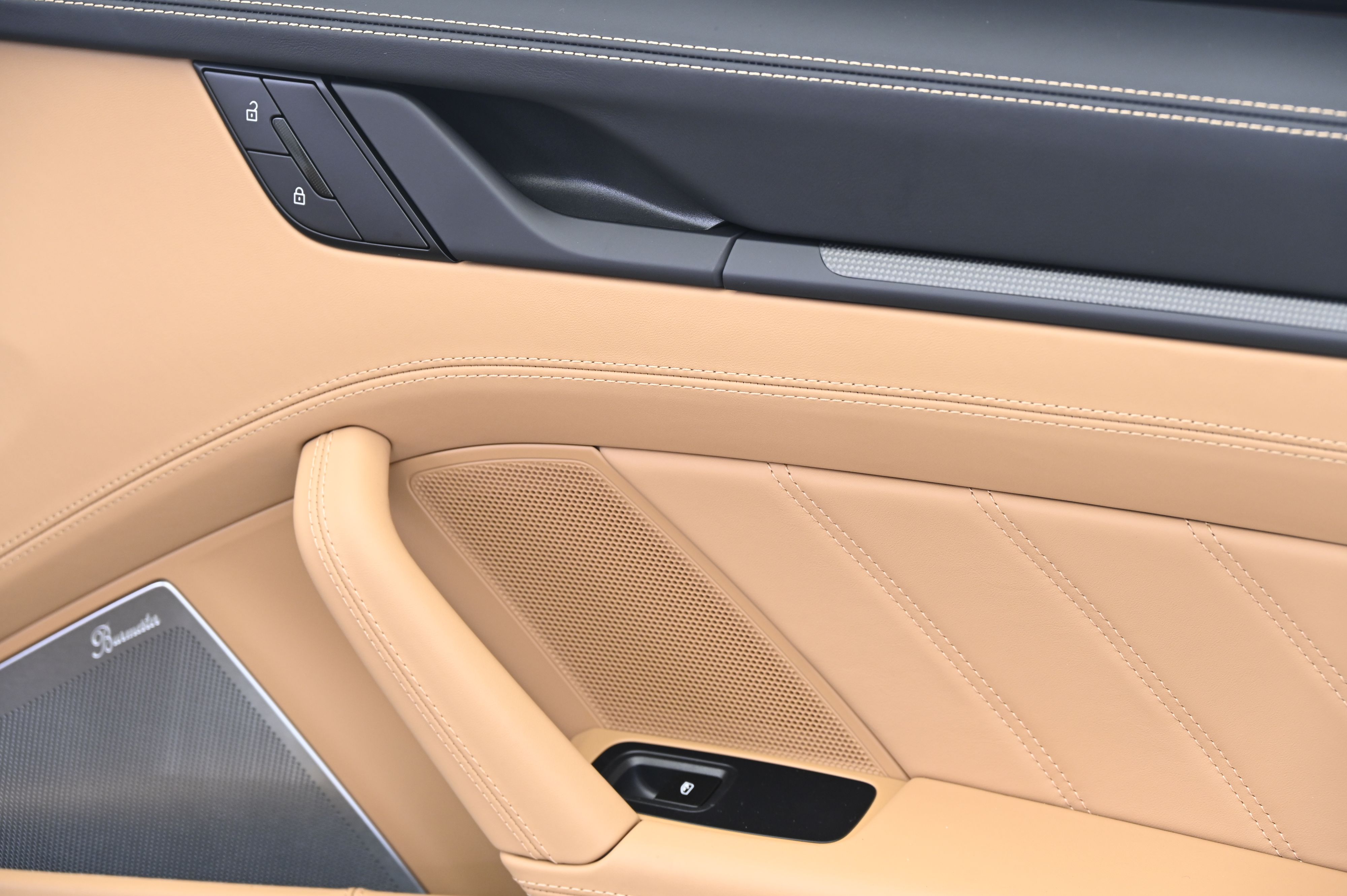 Thumbnail: 2026 Porsche 911 - 21