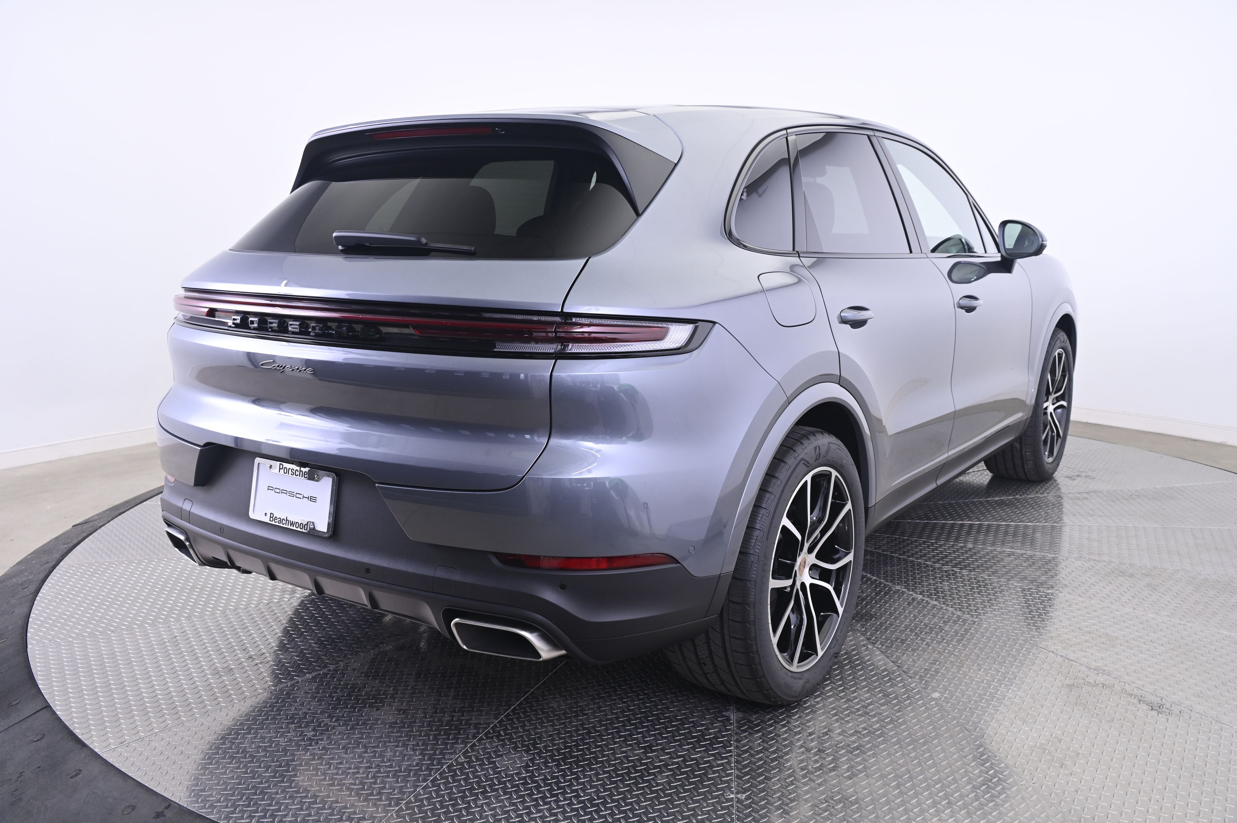 Thumbnail: 2026 Porsche Cayenne - 7